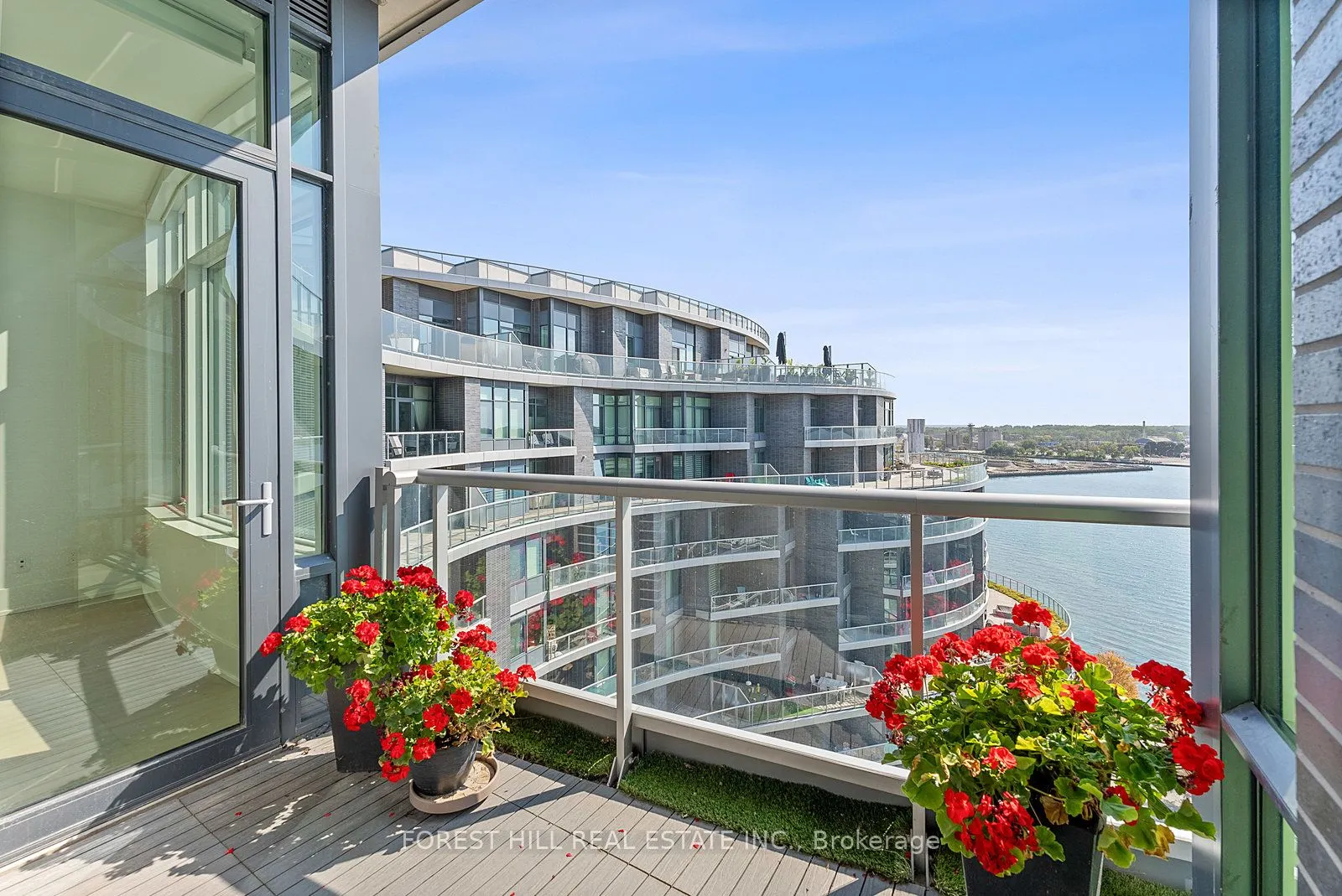 1 Edgewater Drive, #SPH #07