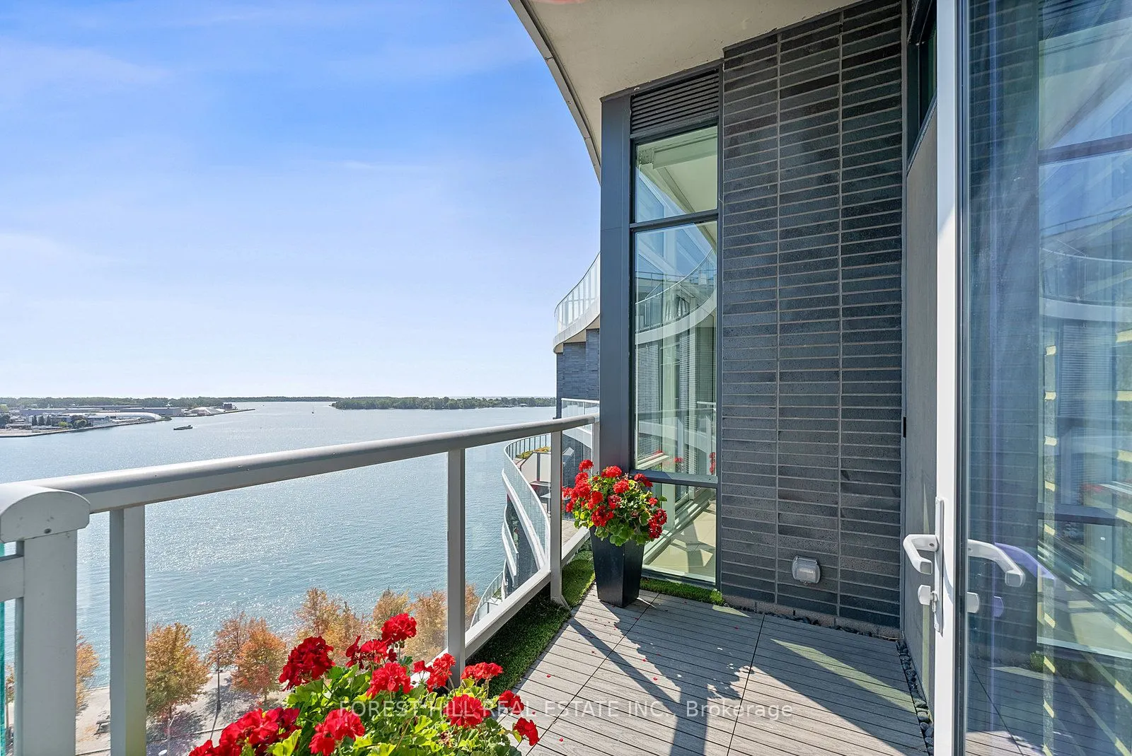 1 Edgewater Drive, #SPH #07