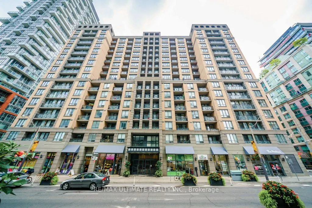 140 Simcoe Street, #1004