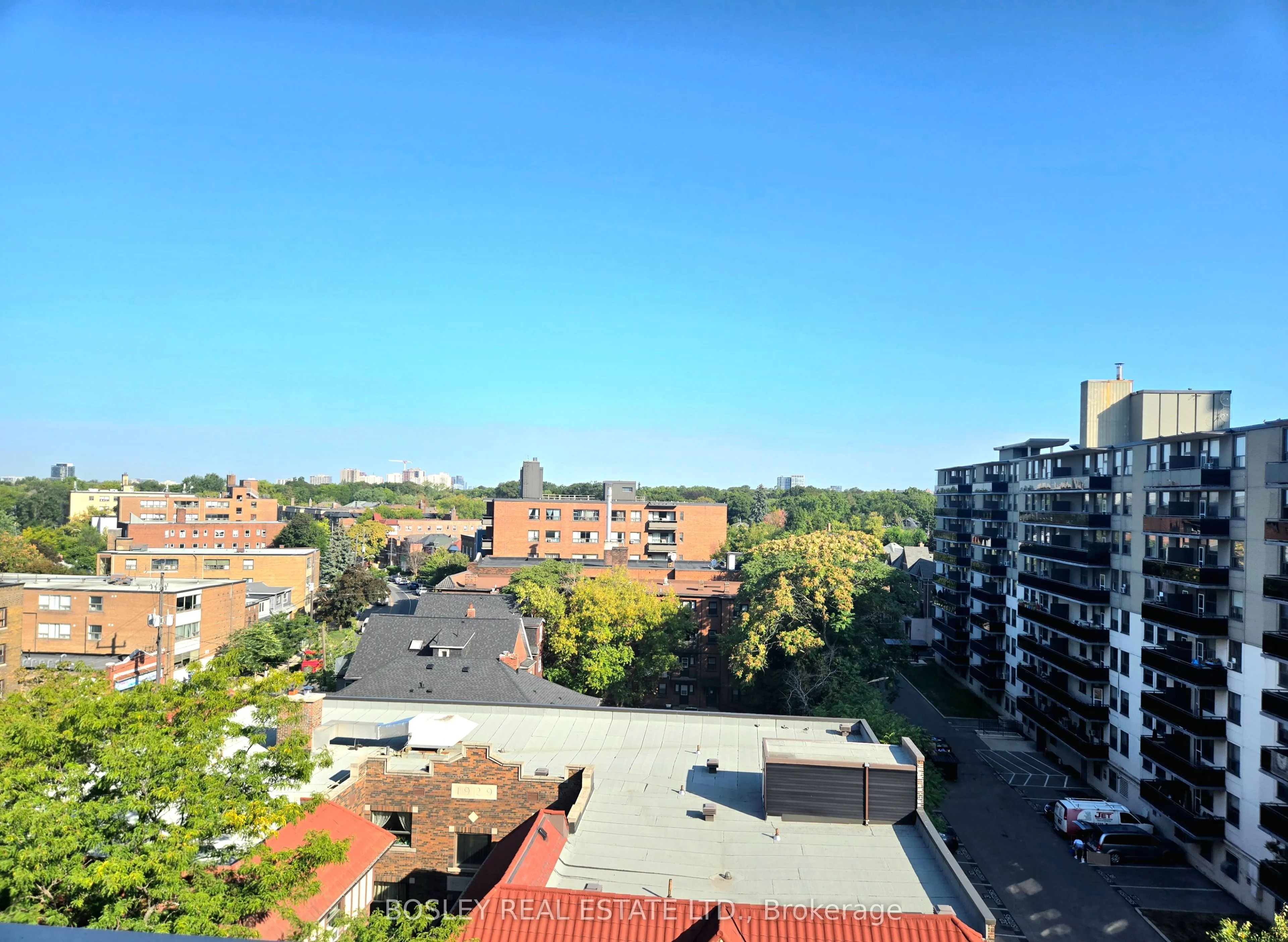 15 Maplewood Avenue, #702