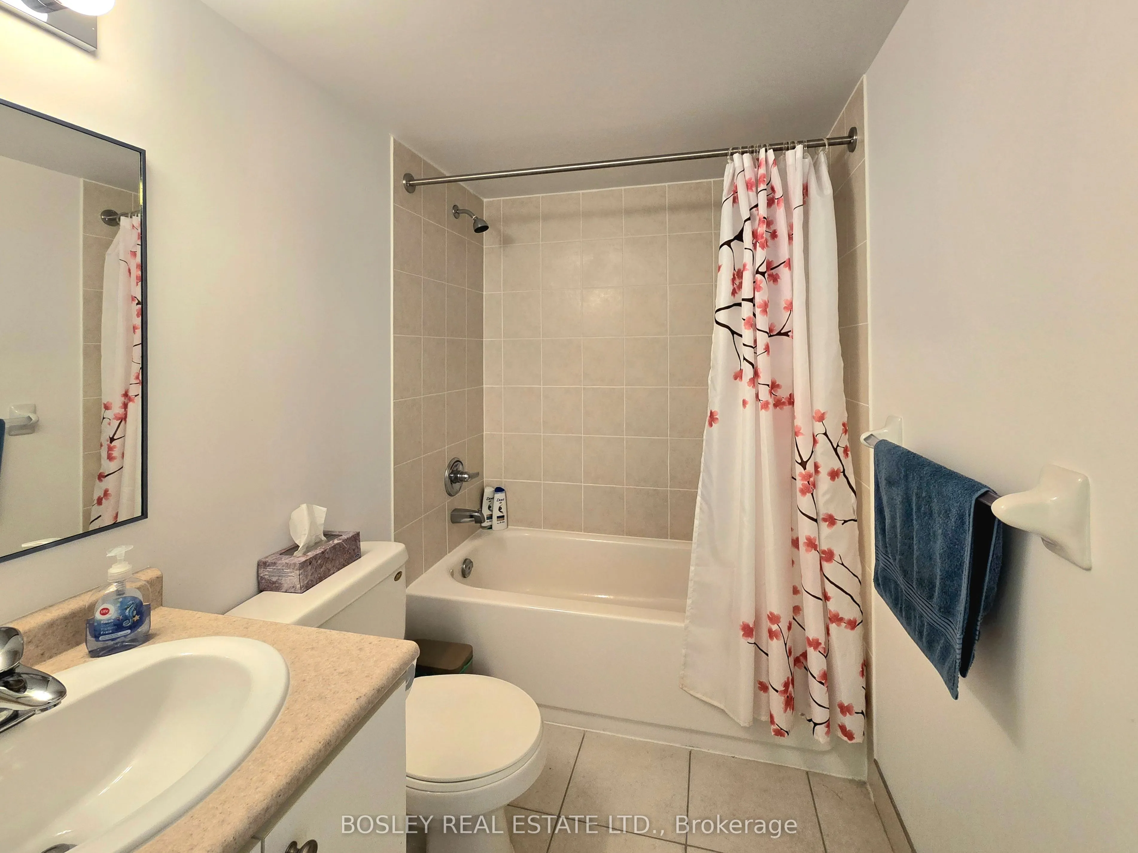 15 Maplewood Avenue, #702