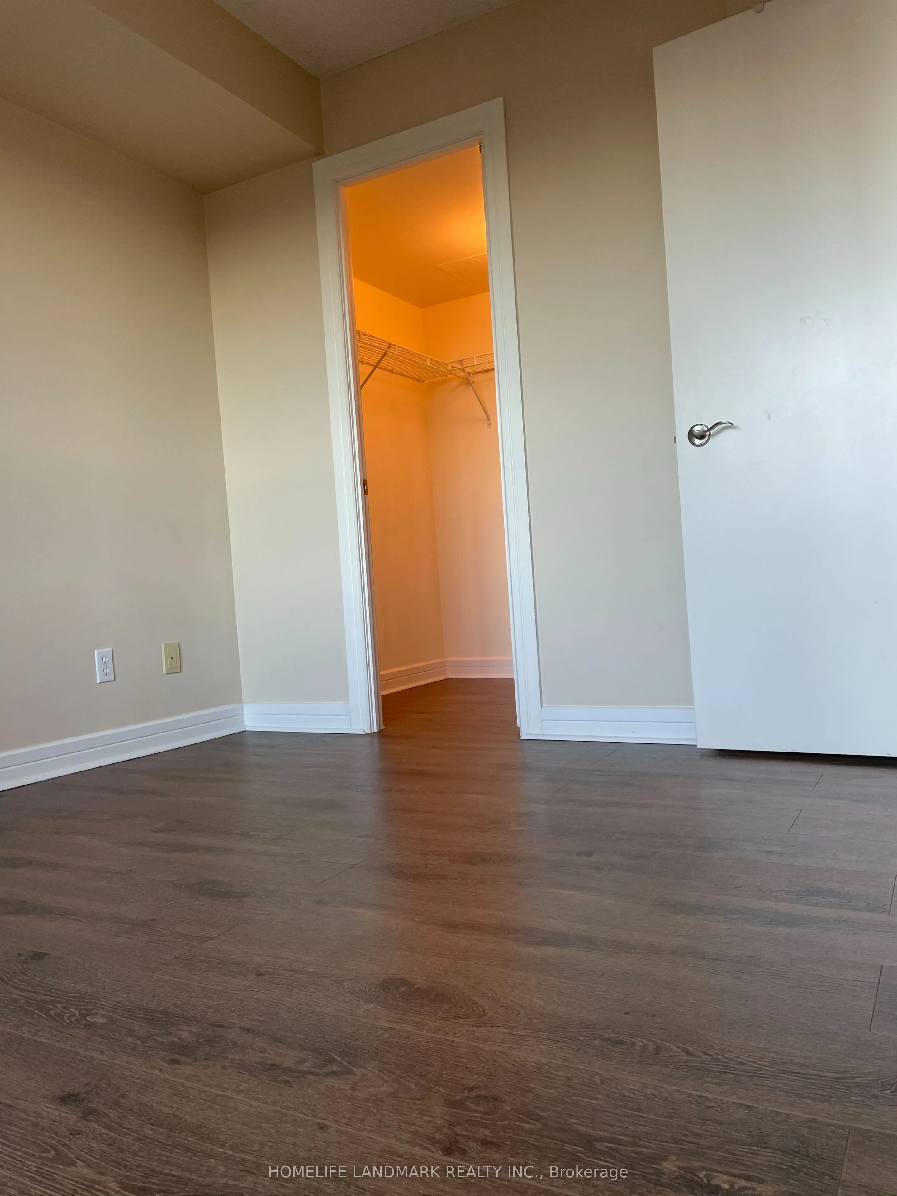18 HARRISON GARDEN Boulevard, #707