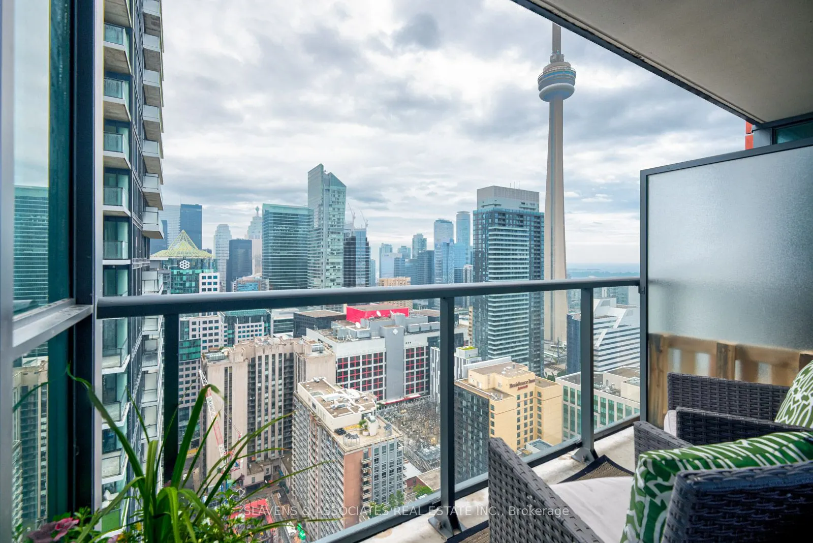 88 Blue Jays Way, #3503