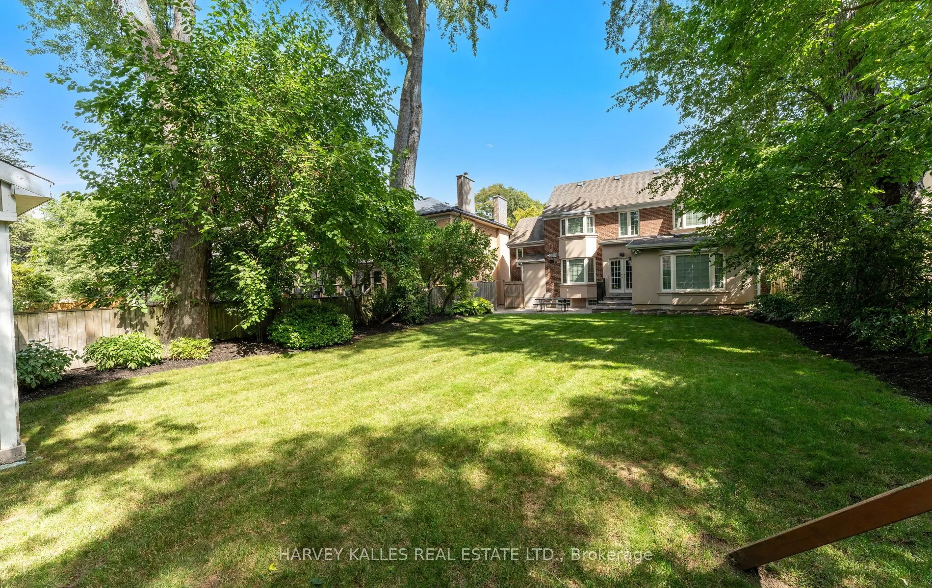112 Mason Boulevard