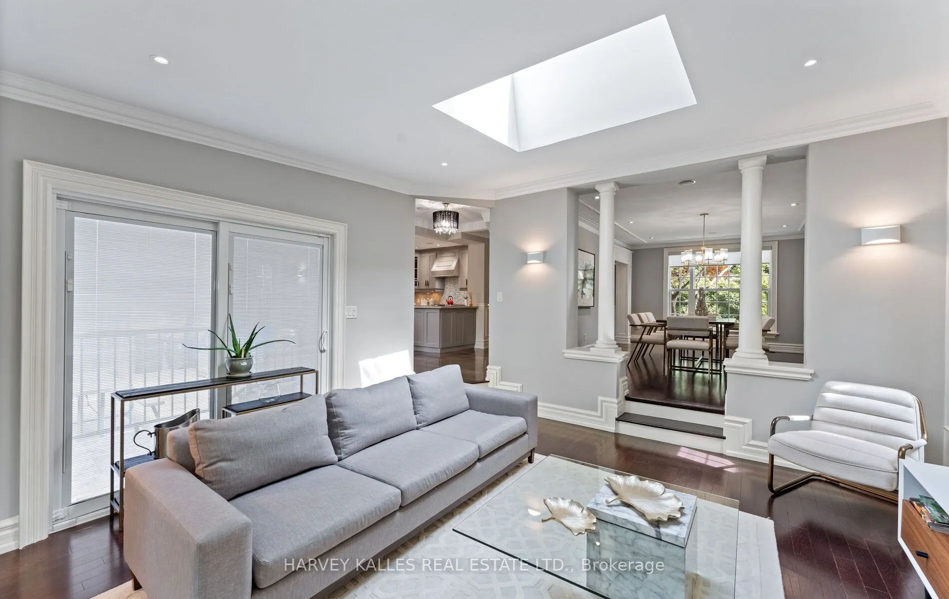 112 Mason Boulevard