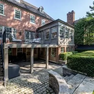 55 Douglas Drive