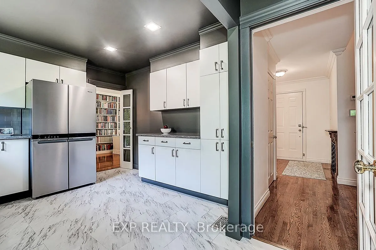 62 Kempsell Crescent