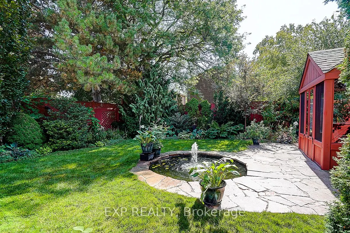 62 Kempsell Crescent