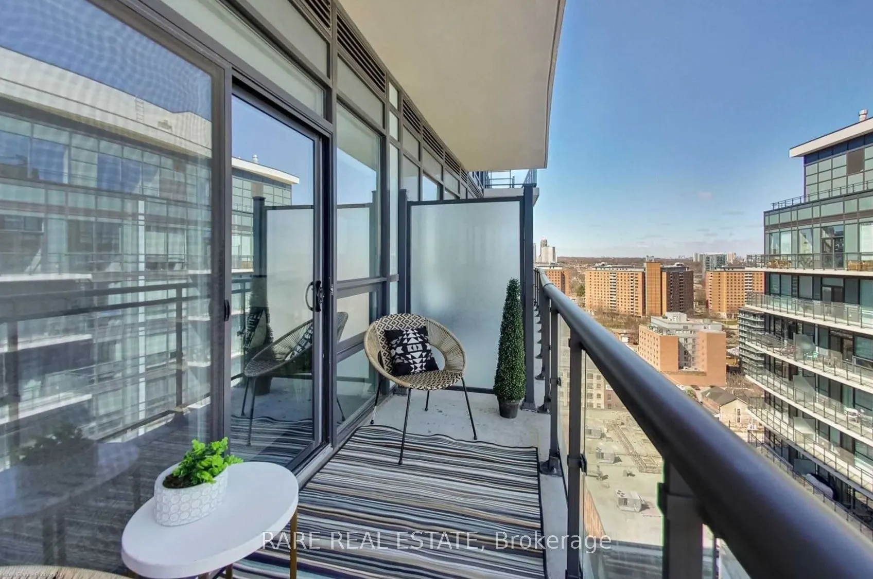 460 Adelaide Street E, #2210