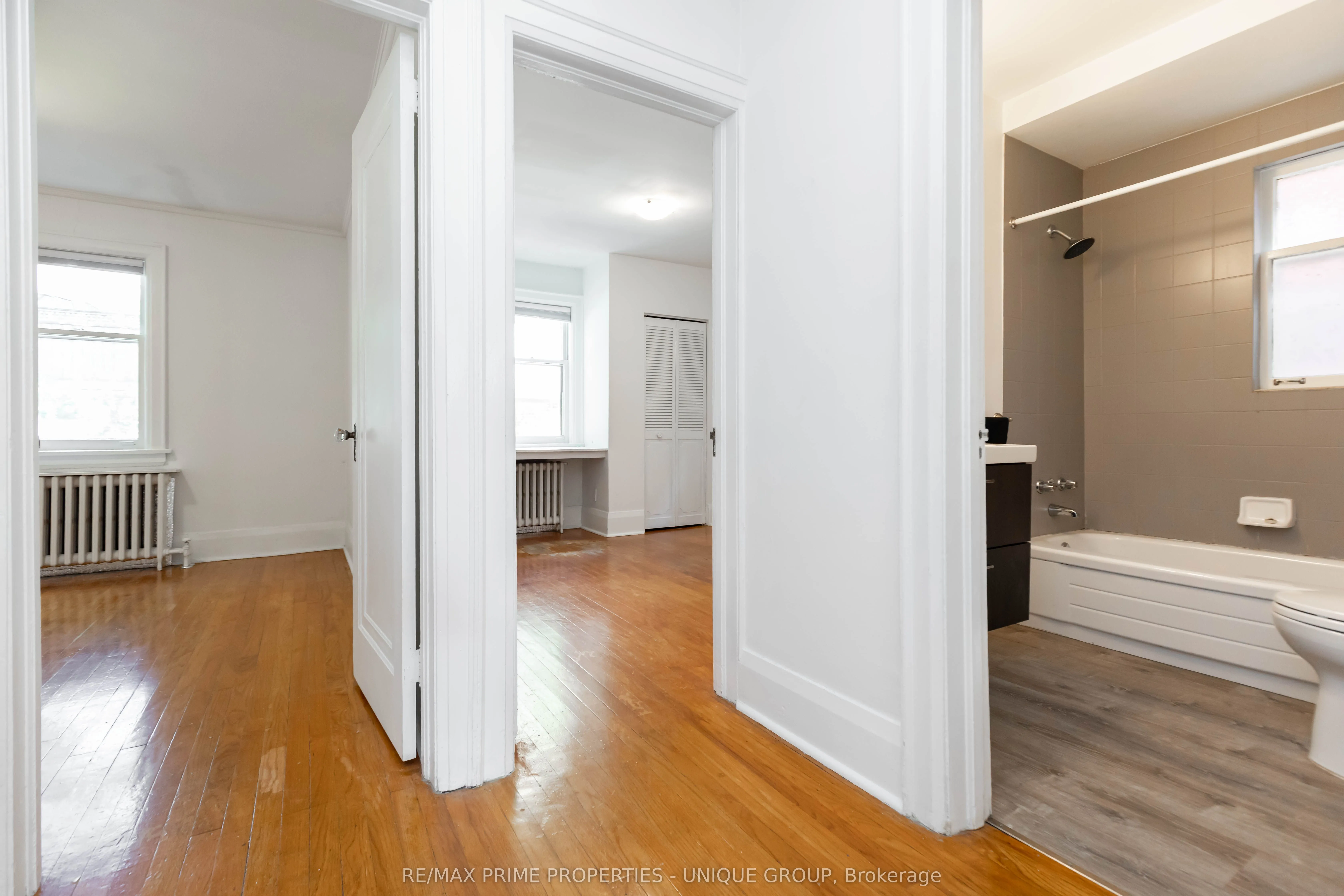 66 Burnaby Boulevard
