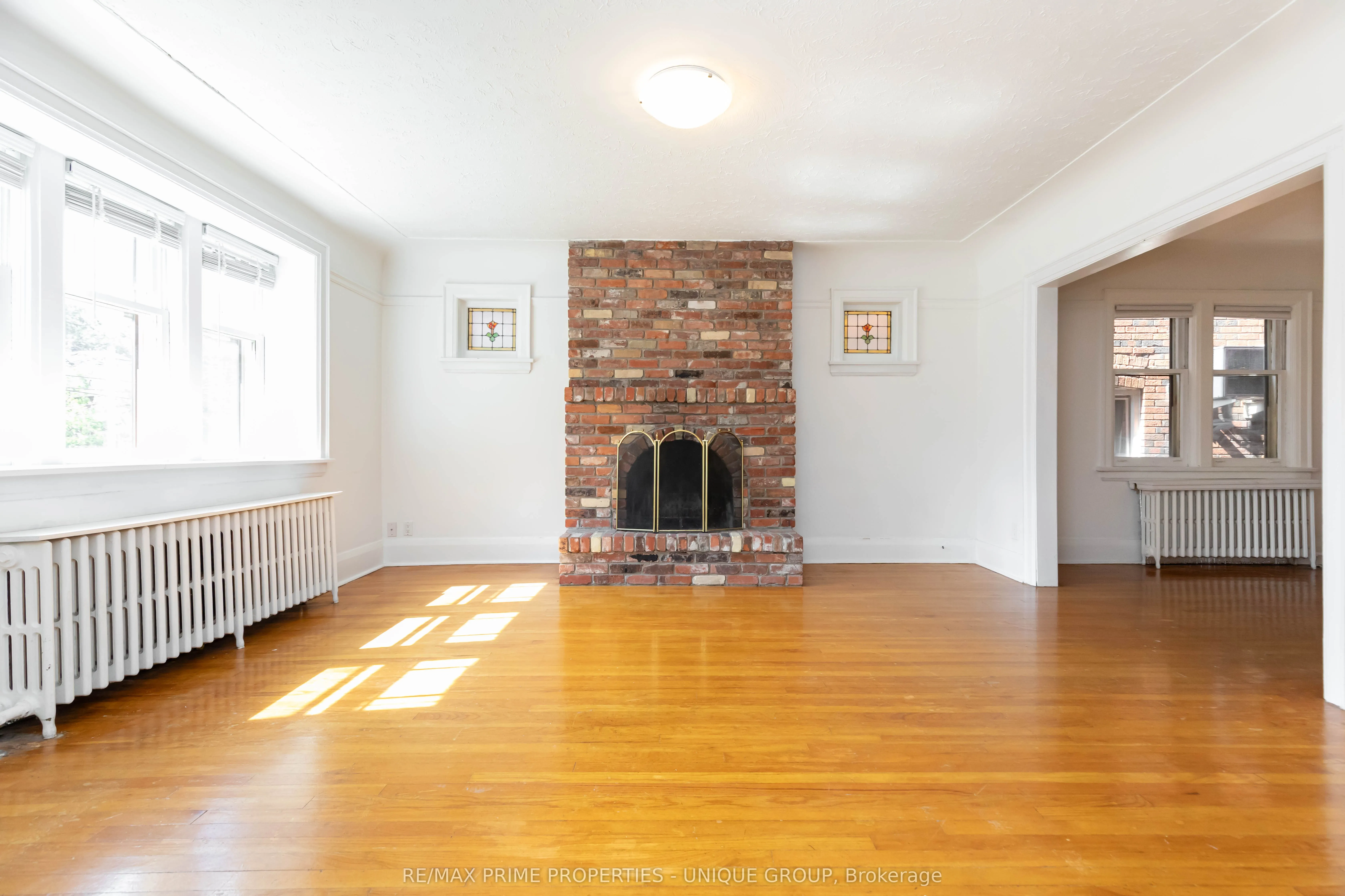 66 Burnaby Boulevard