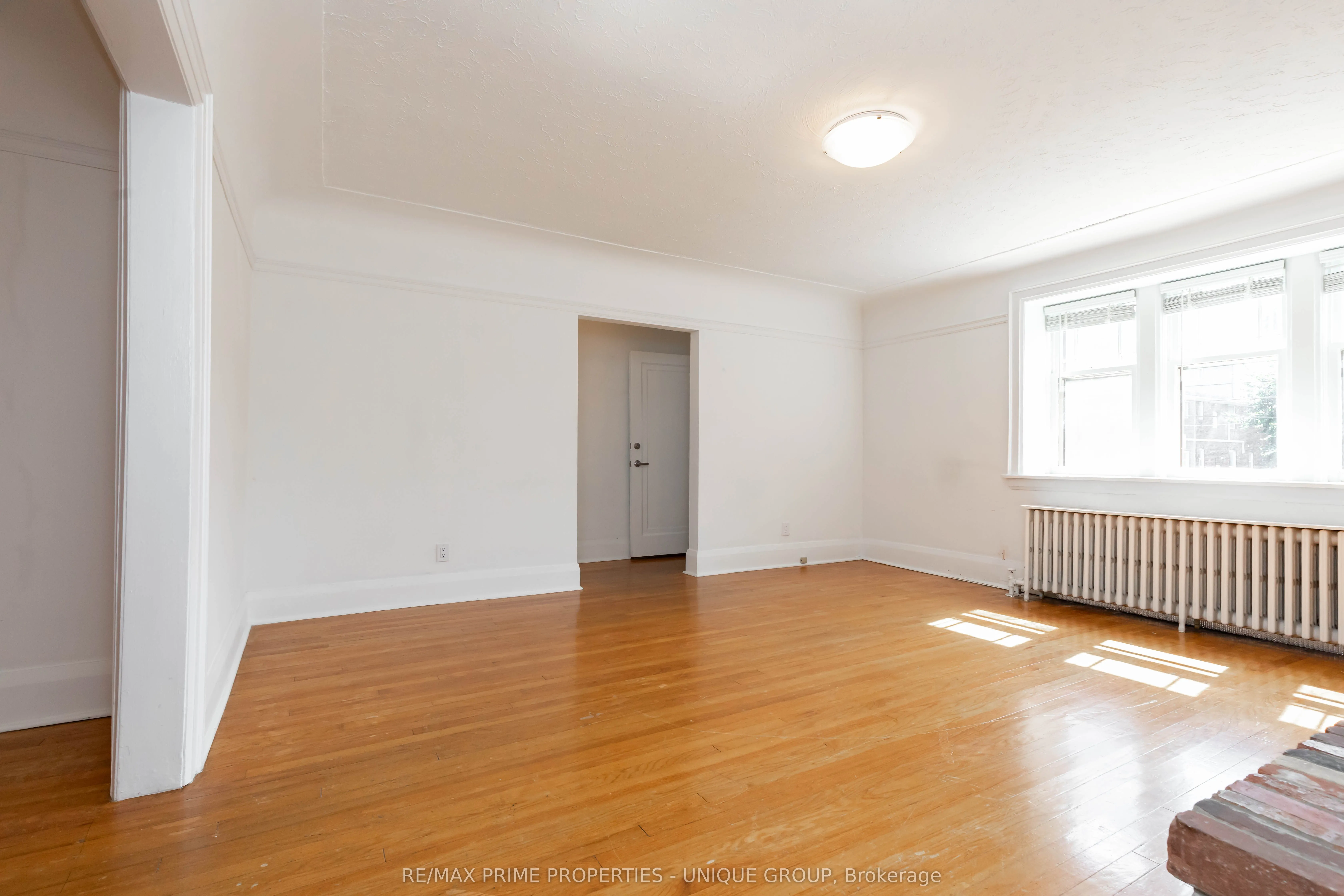 66 Burnaby Boulevard