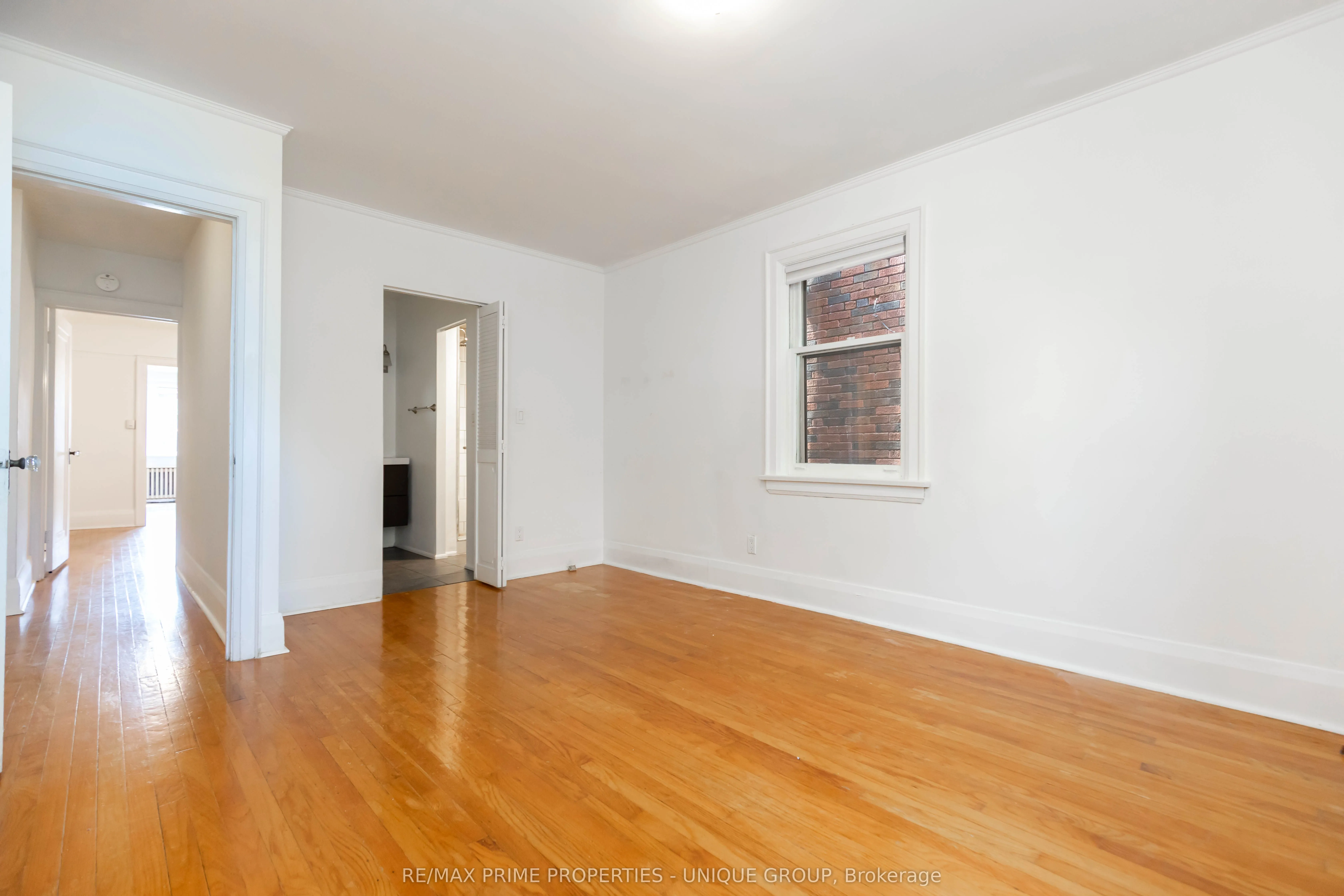 66 Burnaby Boulevard