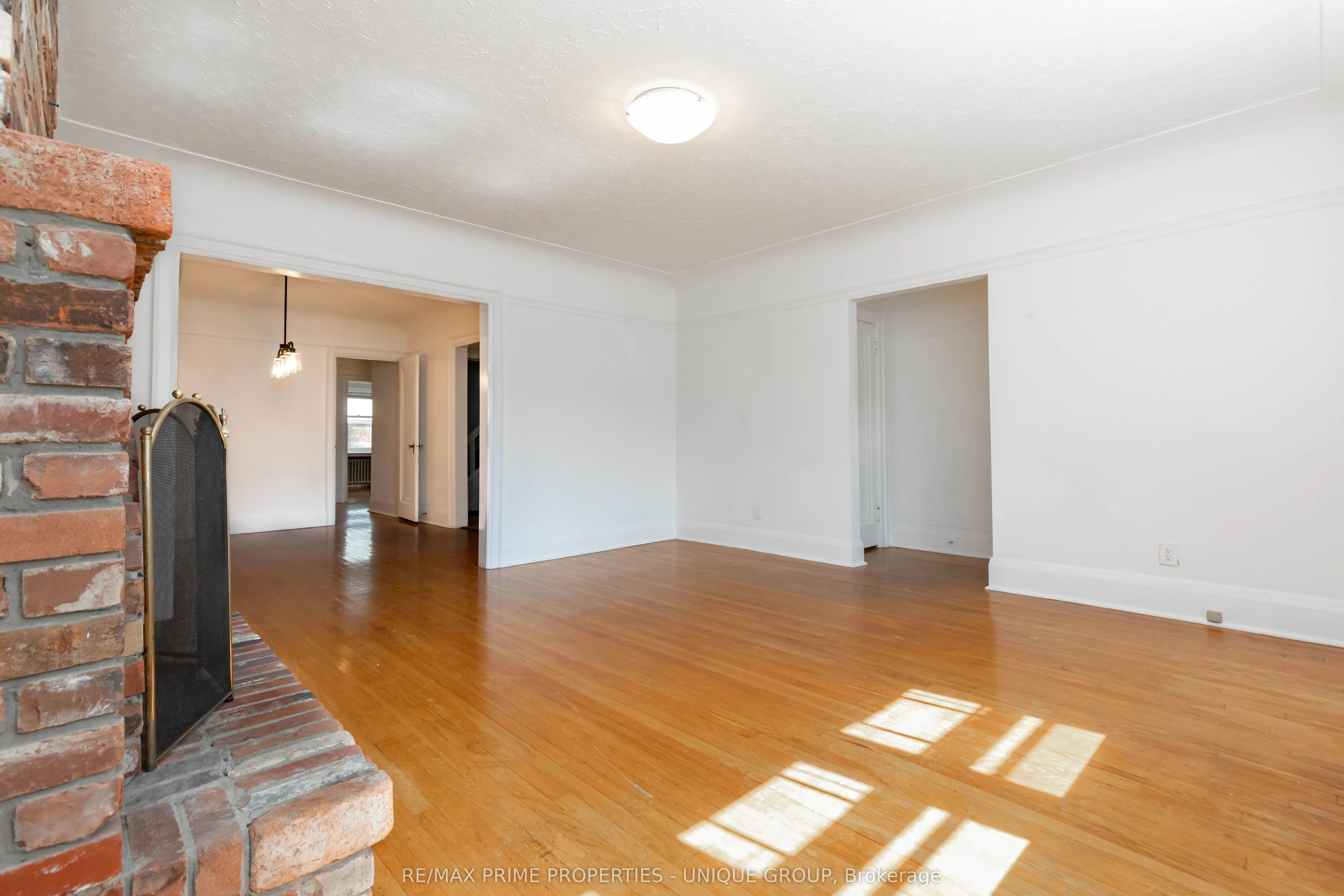 66 Burnaby Boulevard