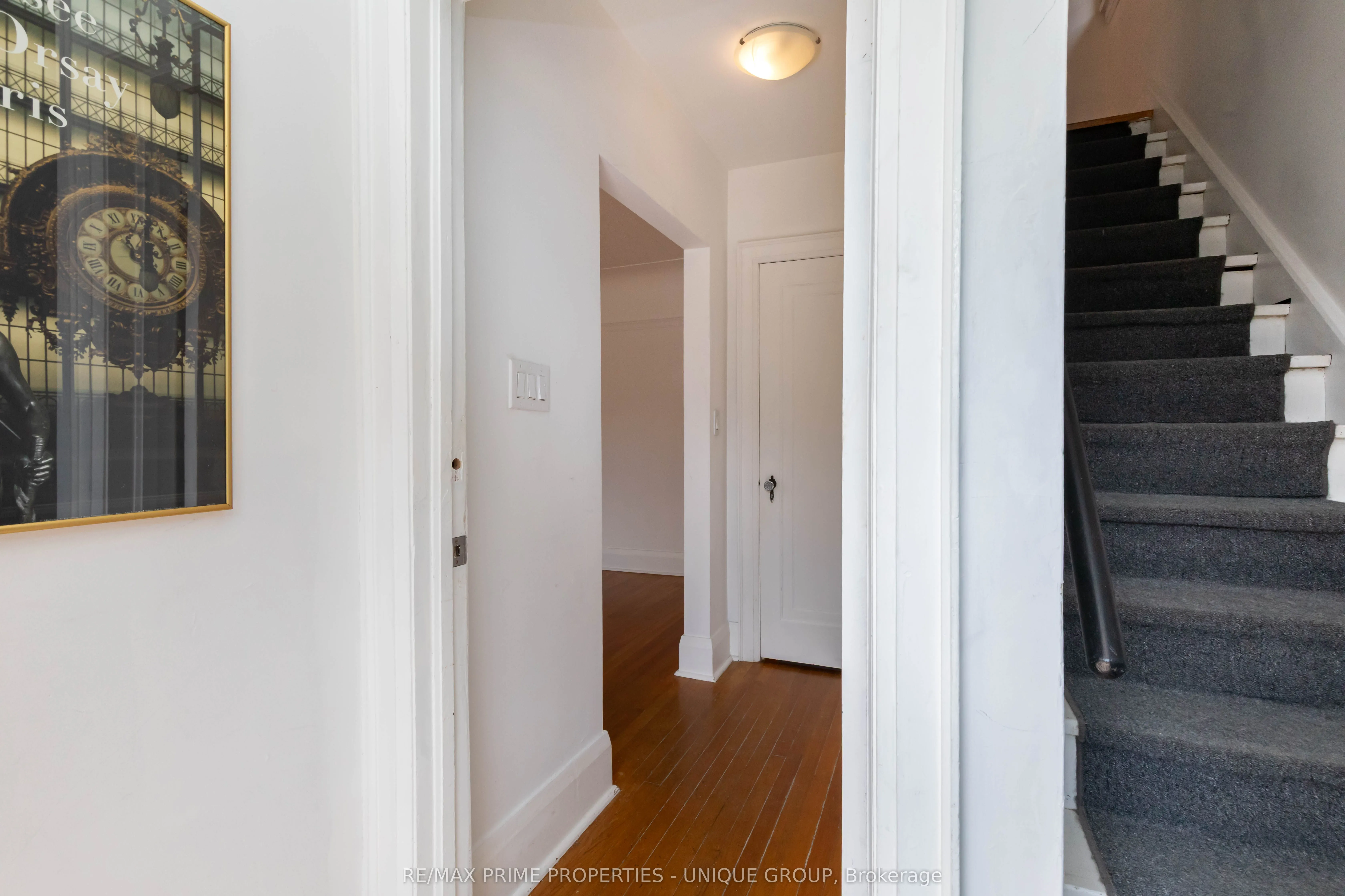 66 Burnaby Boulevard
