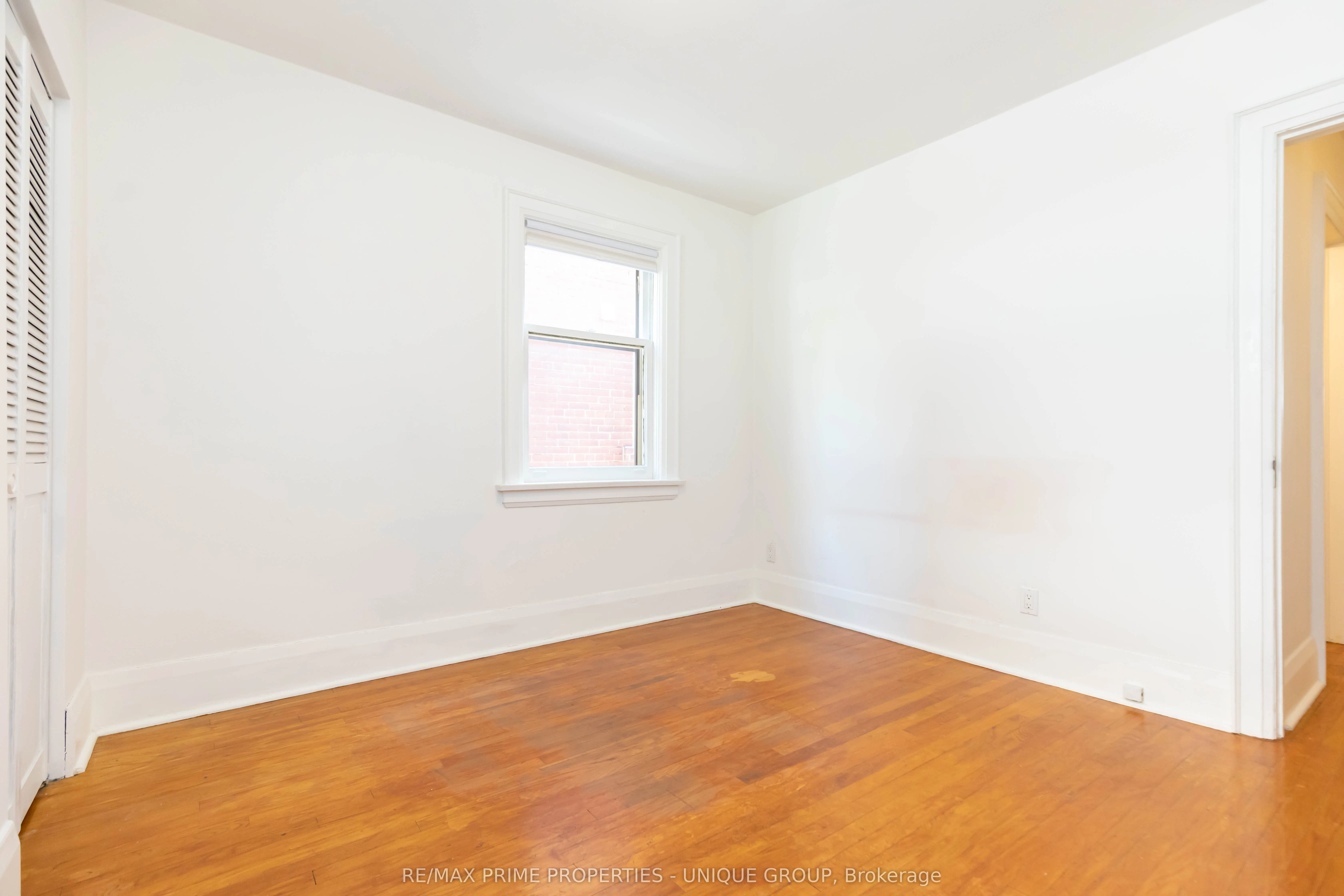 66 Burnaby Boulevard
