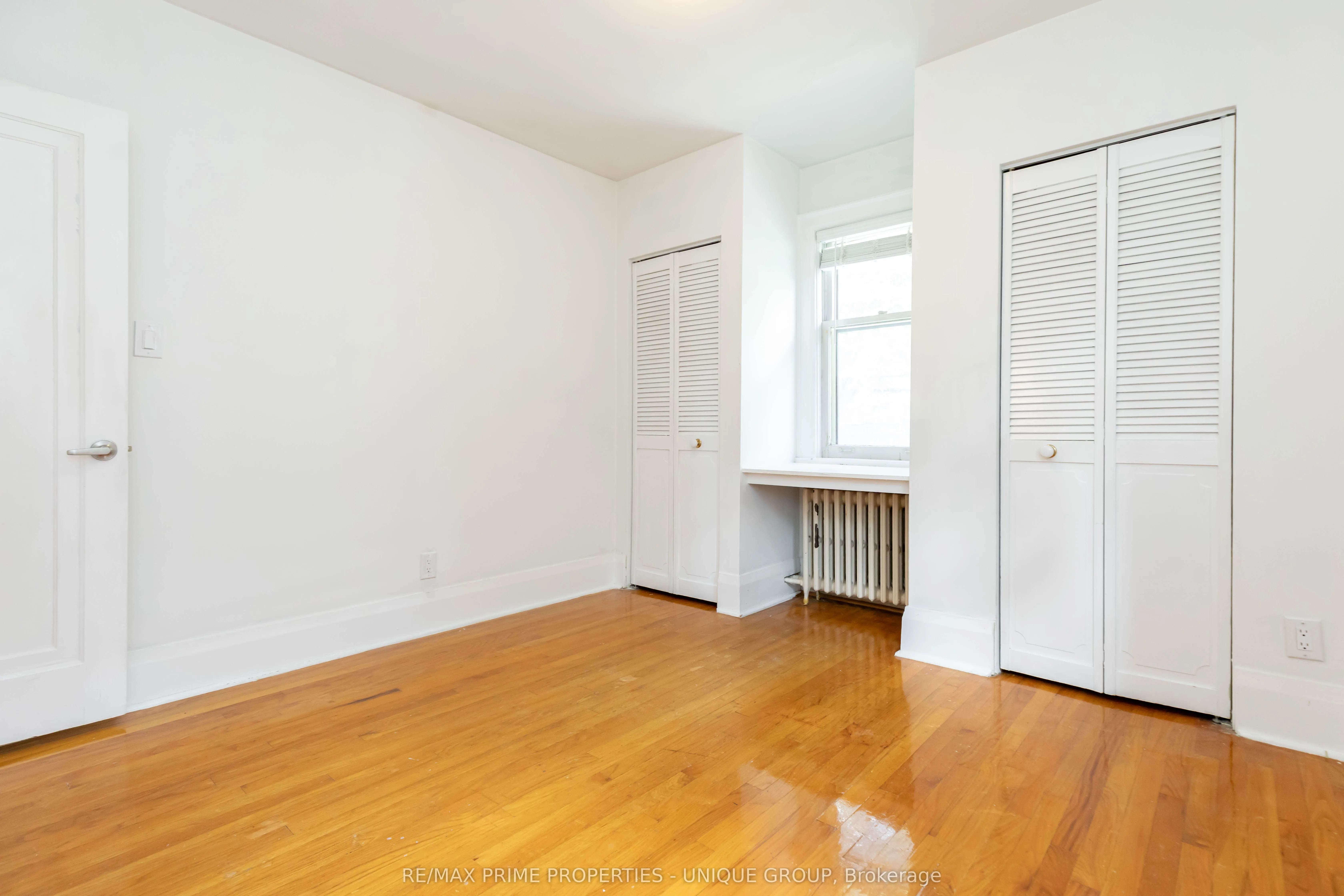 66 Burnaby Boulevard