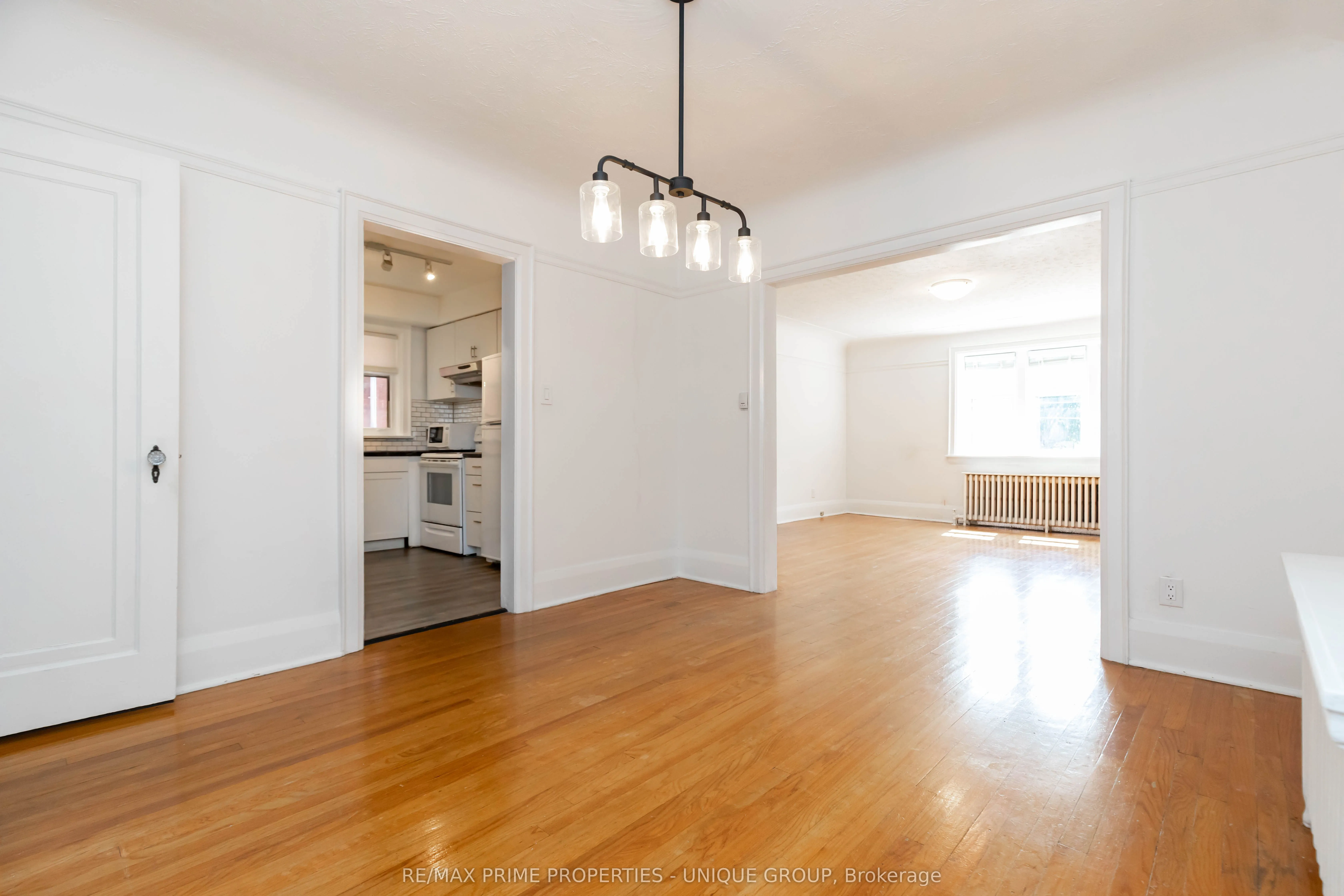 66 Burnaby Boulevard