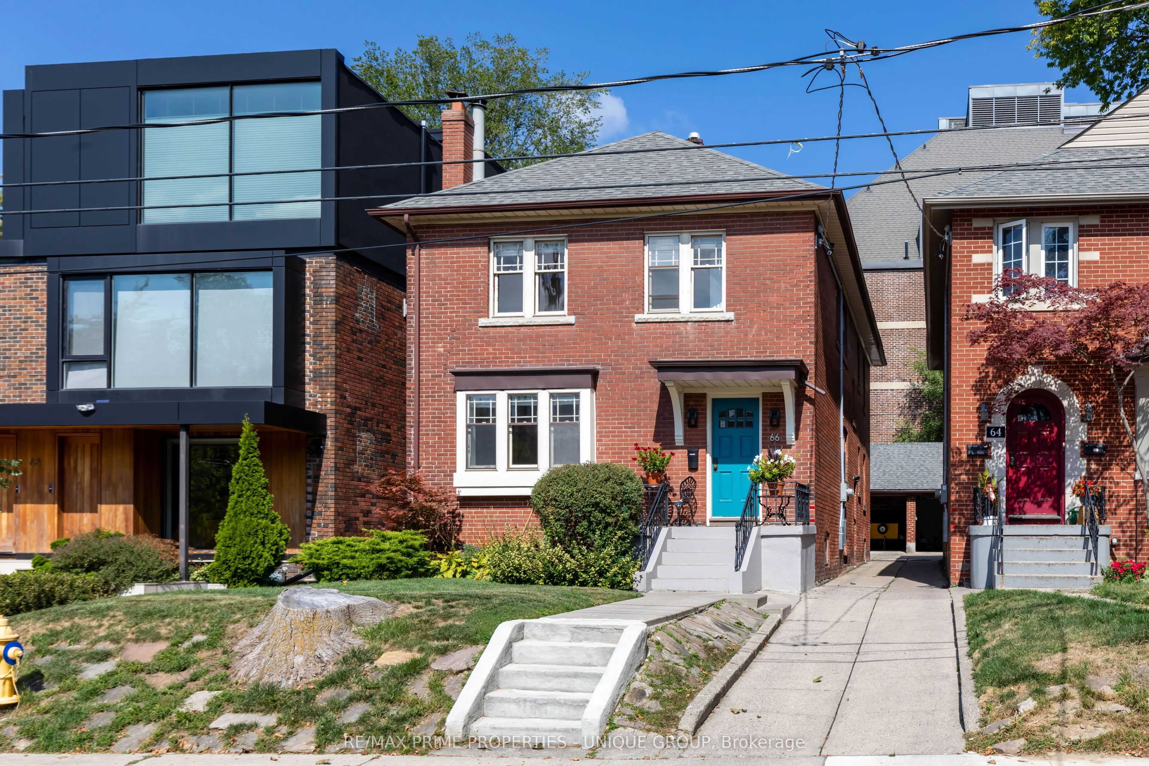 66 Burnaby Boulevard