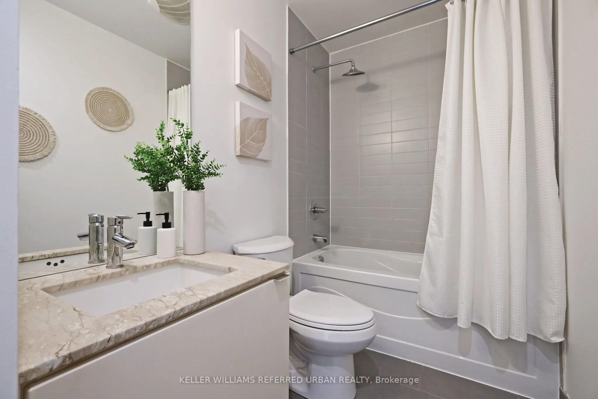 33 Mill Street, #1801