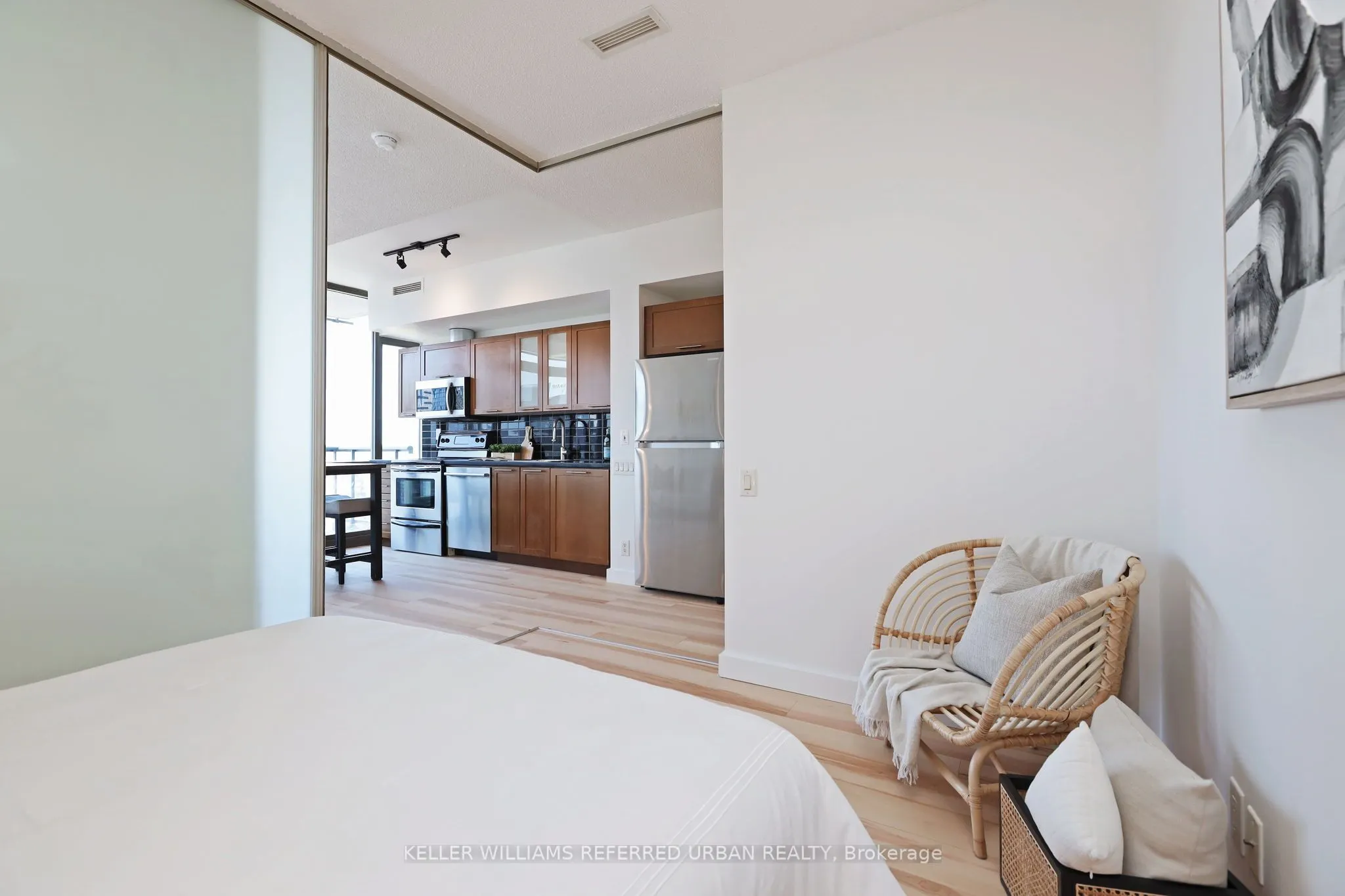 33 Mill Street, #1801