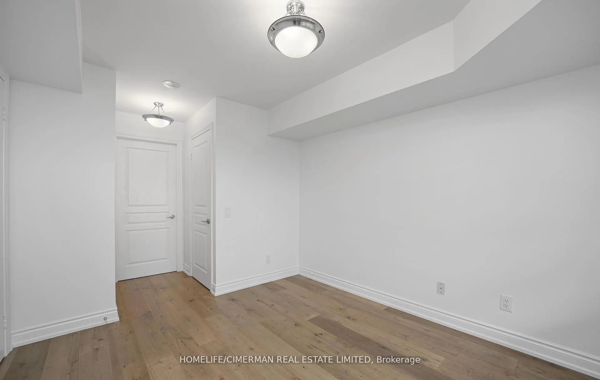15 Northtown Way, #1327