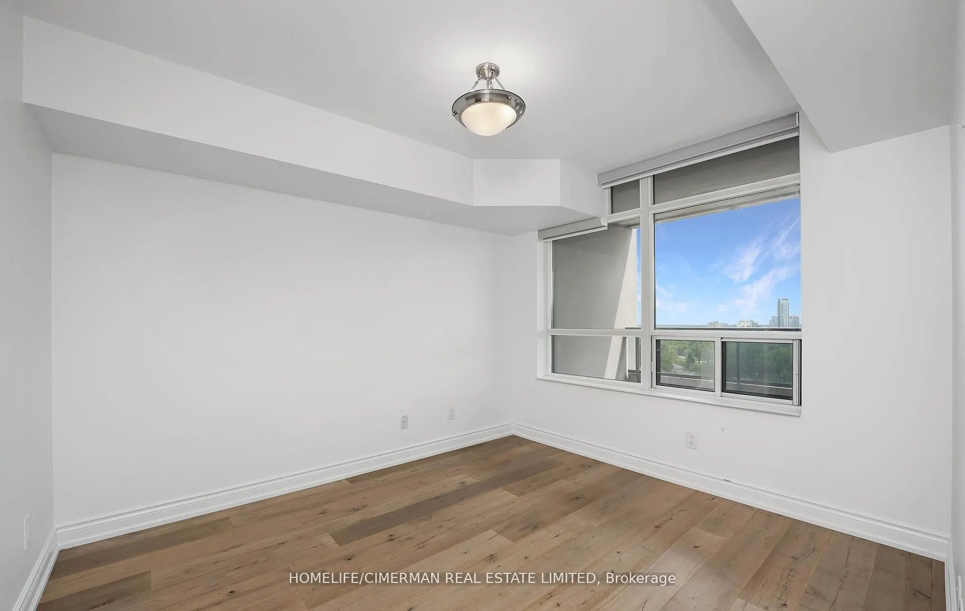 15 Northtown Way, #1327