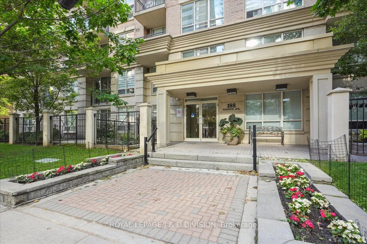 188 Redpath Avenue, #501