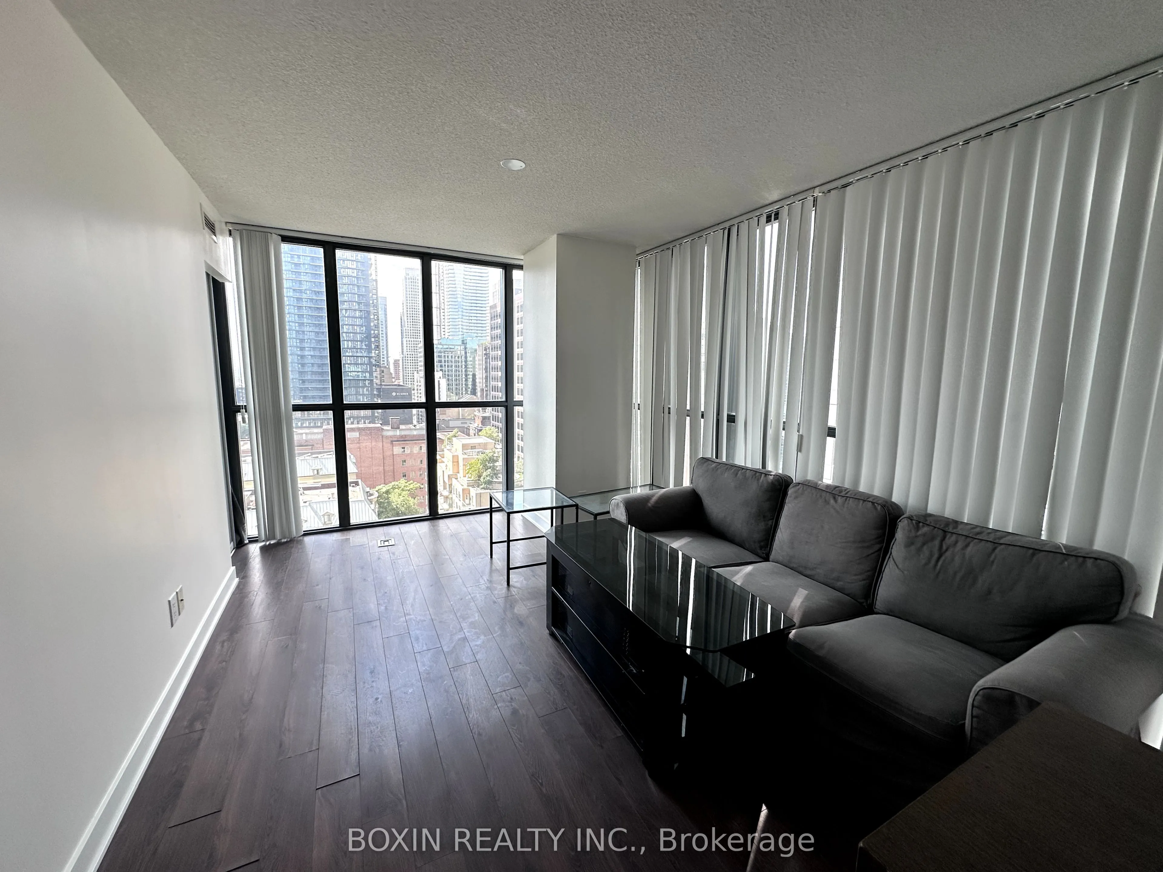 110 Charles Street E, #7