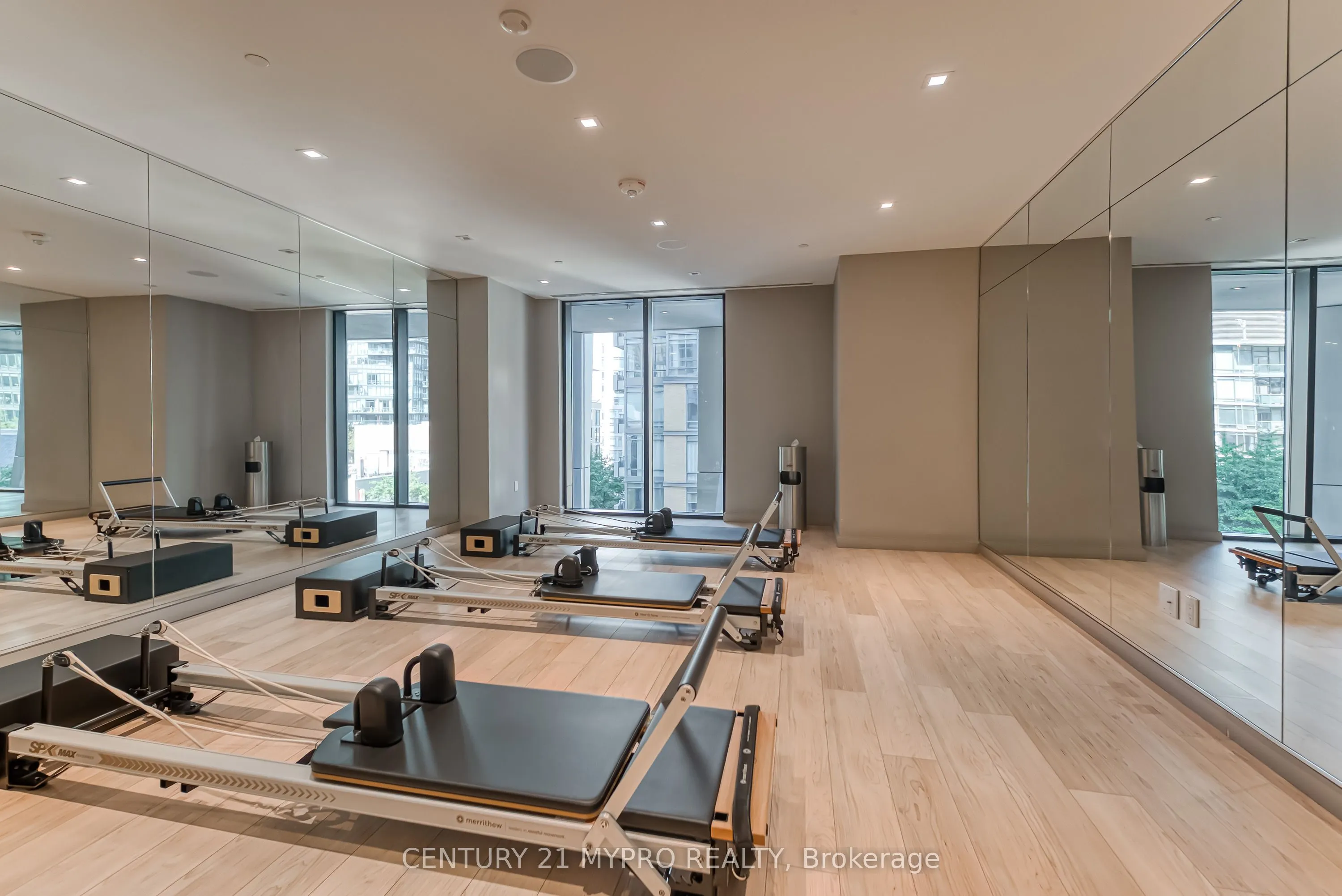 1 Yorkville Avenue, #3603