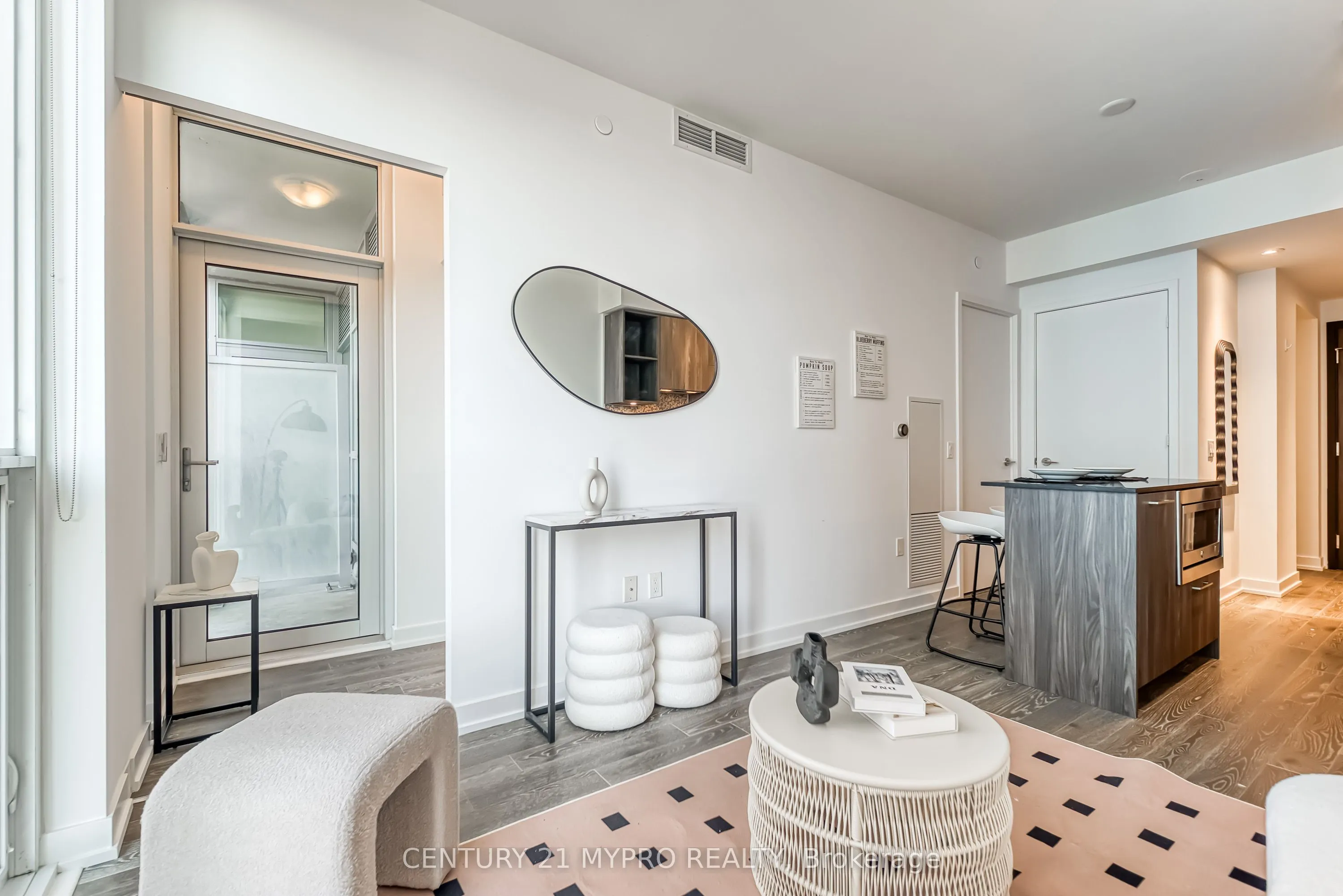1 Yorkville Avenue, #3603