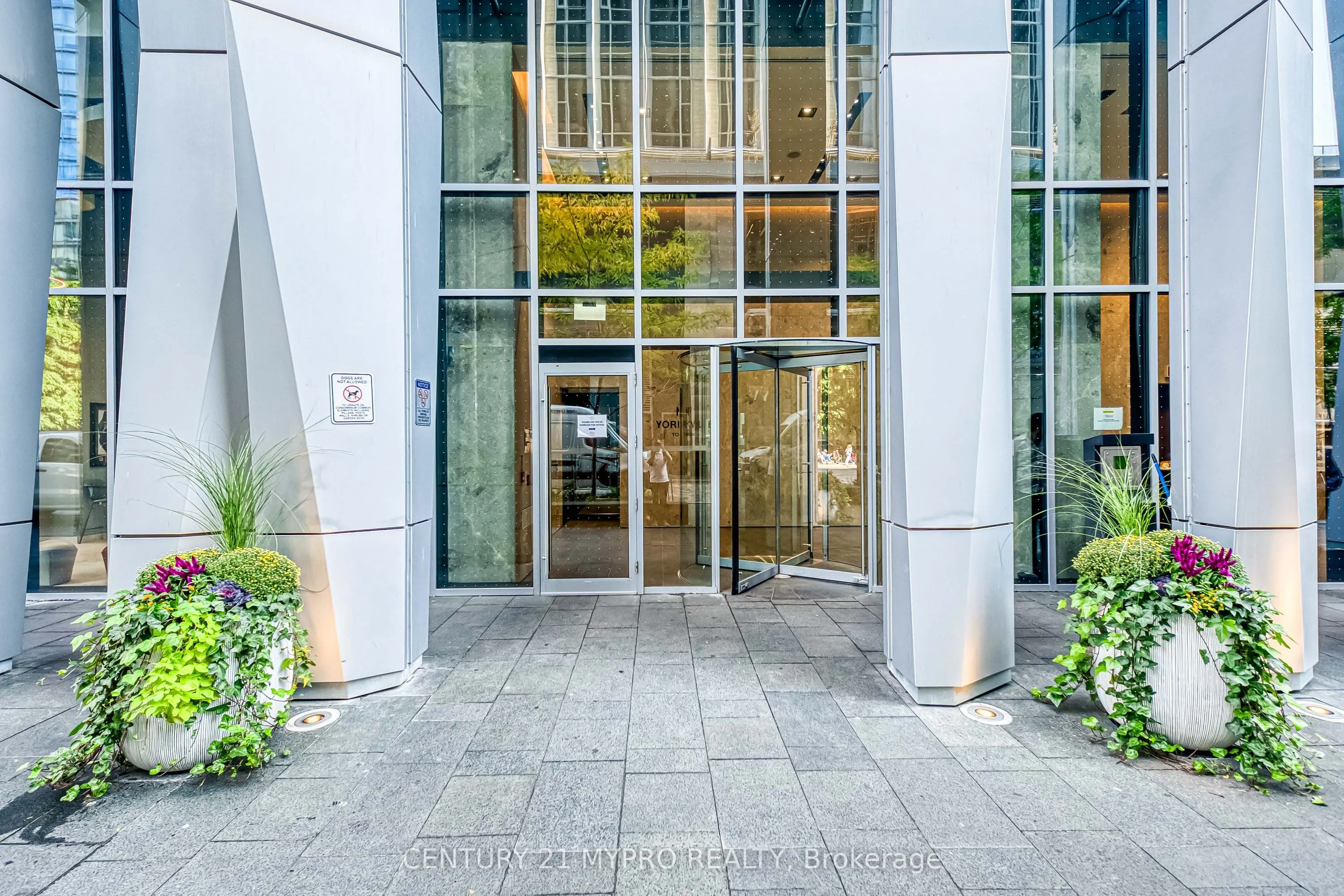 1 Yorkville Avenue, #3603