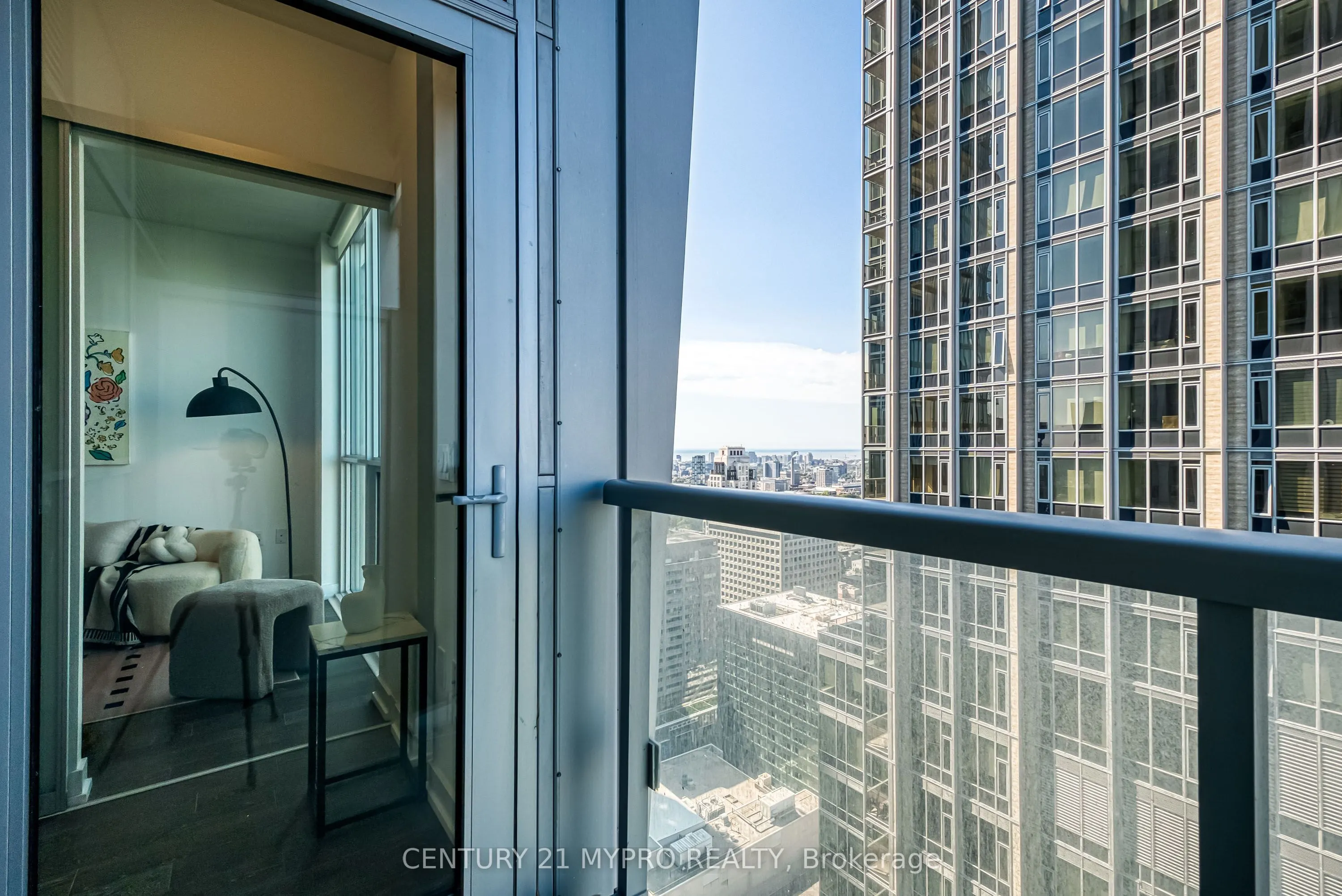 1 Yorkville Avenue, #3603