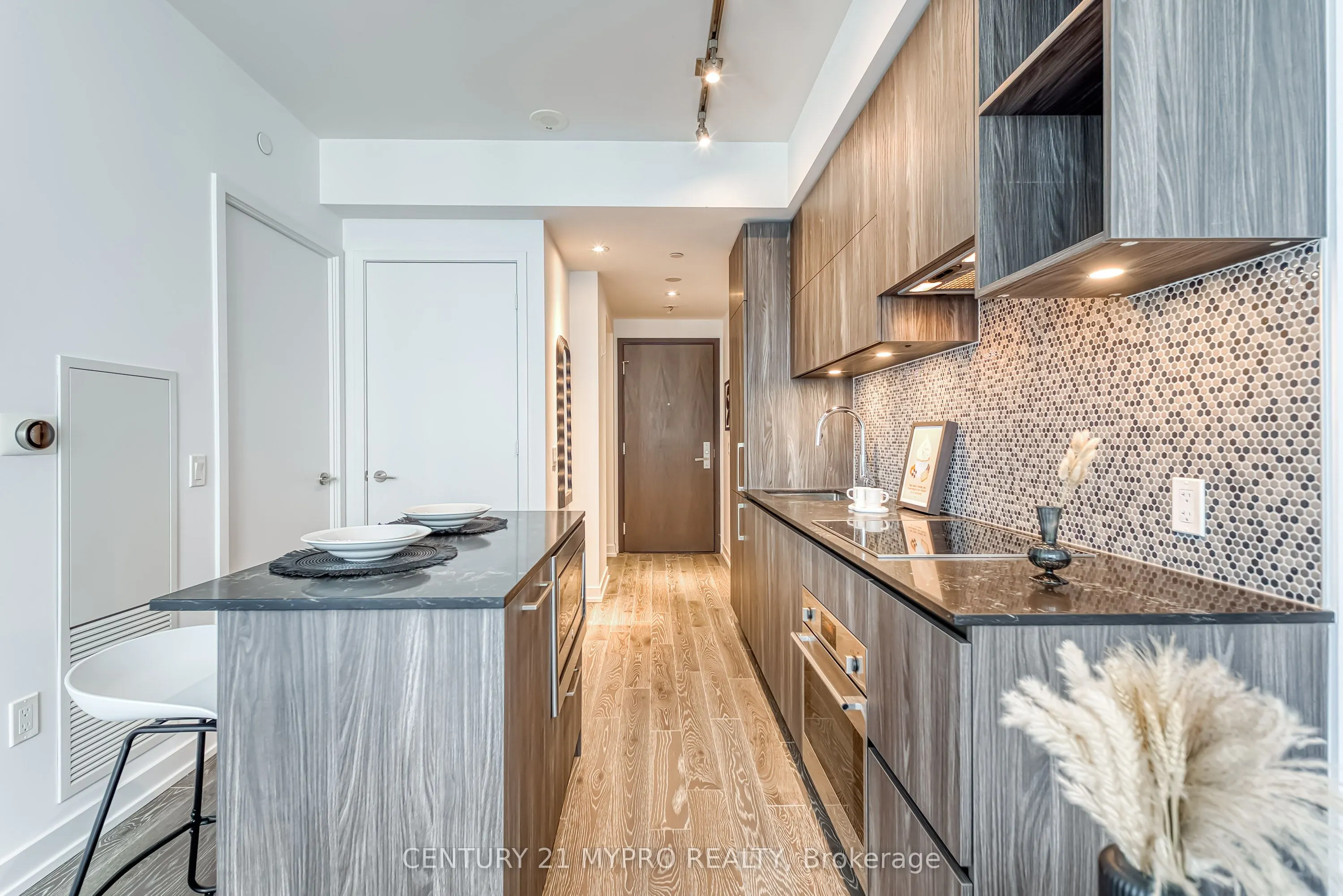 1 Yorkville Avenue, #3603
