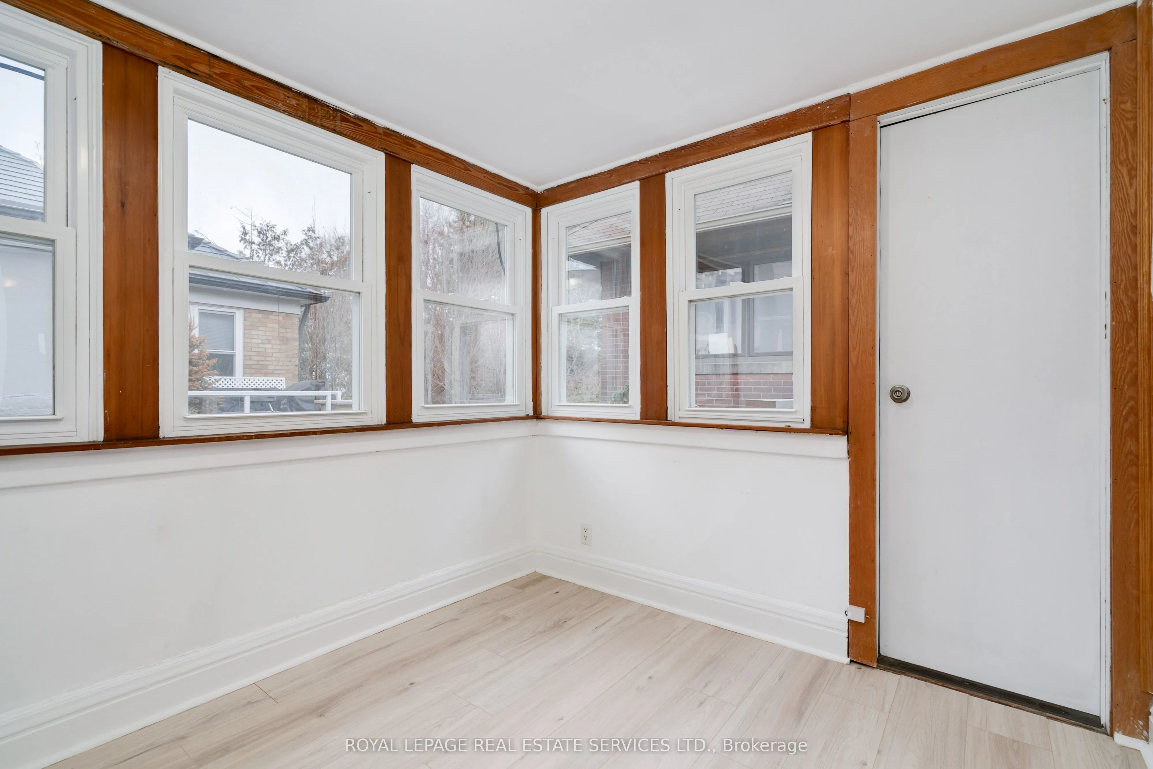 18 Shorncliffe Avenue, #2