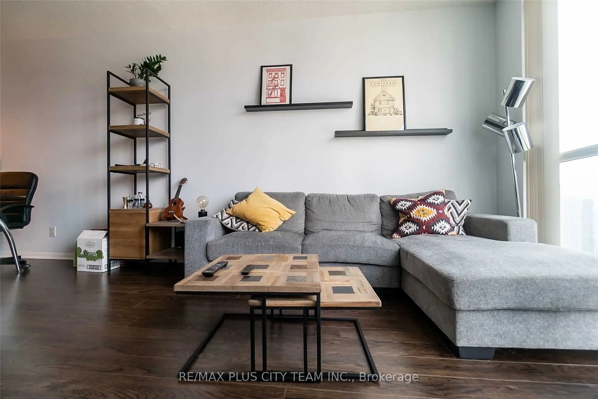 18 Yonge Street, #3702