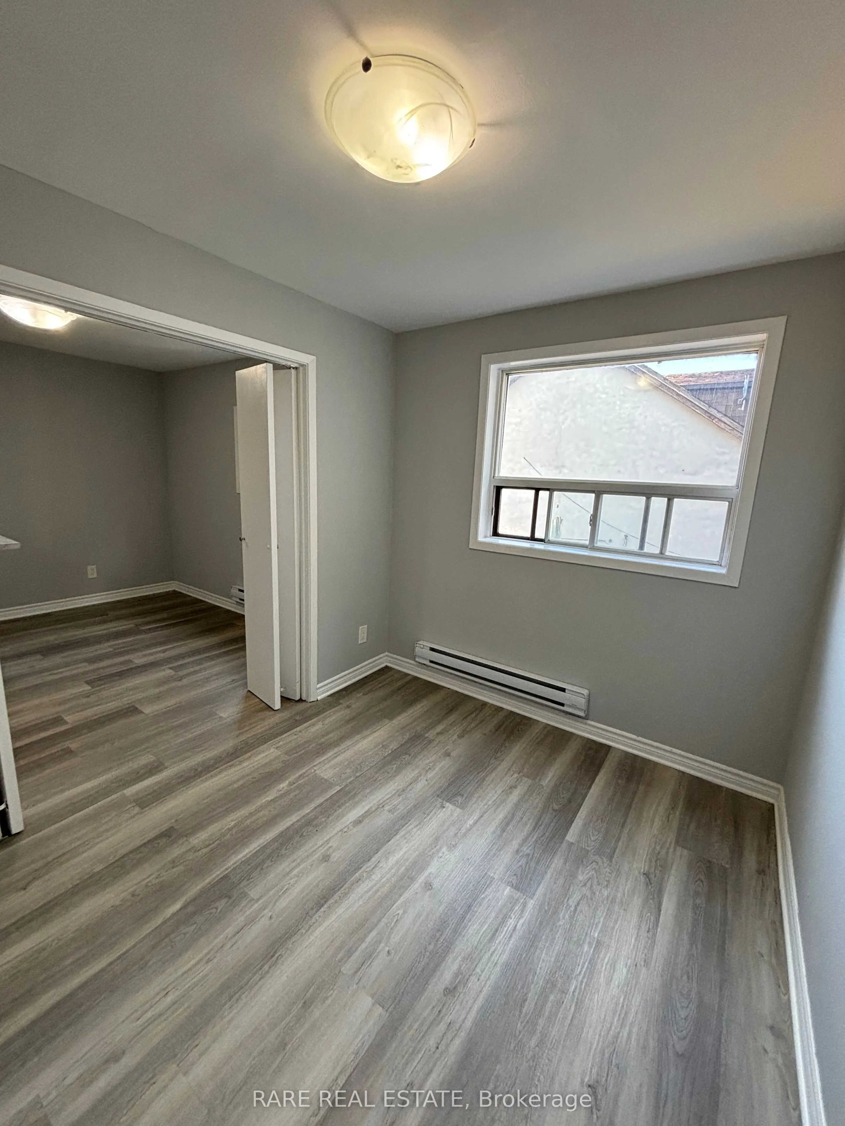 253 Augusta Avenue, #4