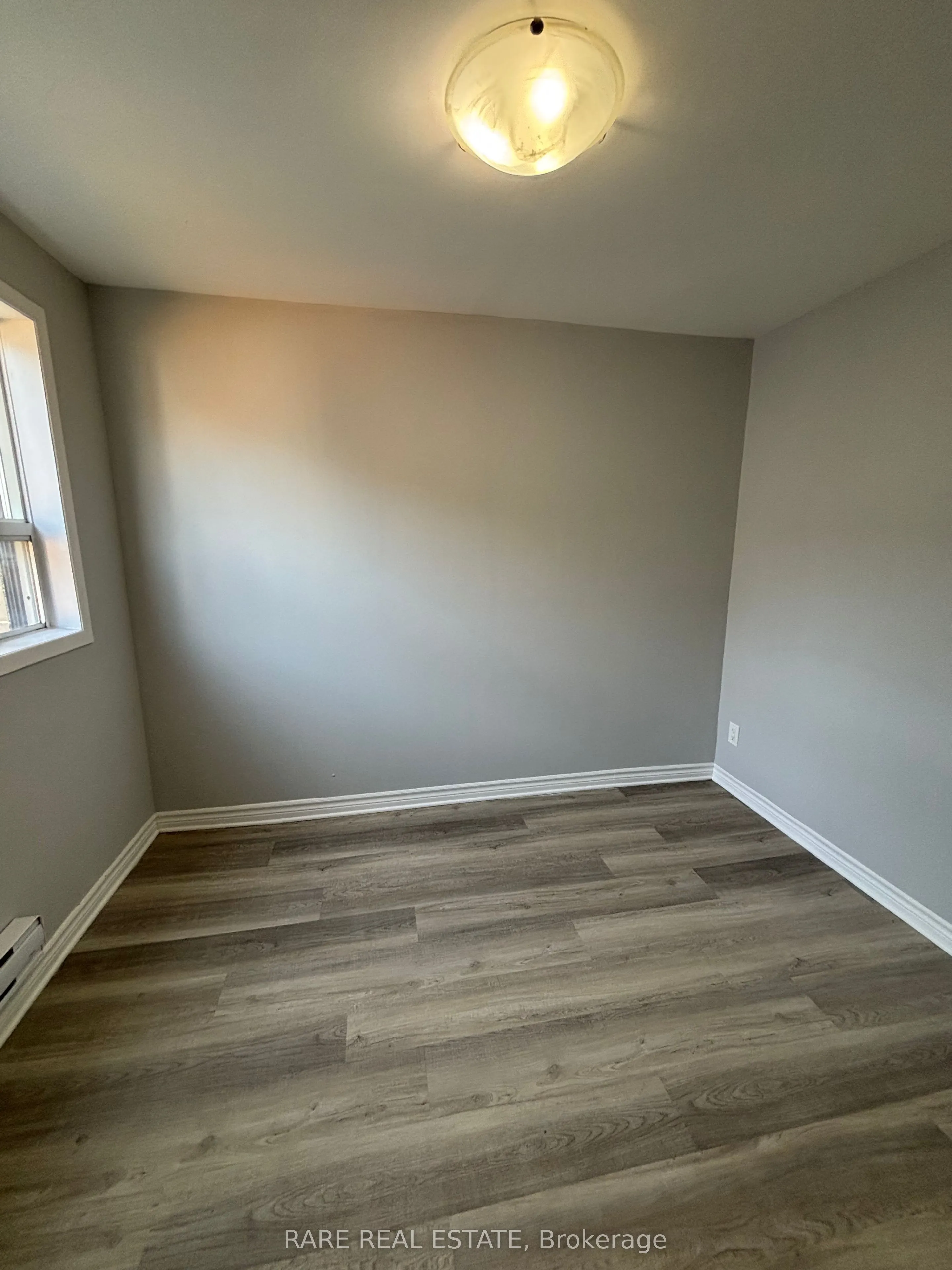 253 Augusta Avenue, #4