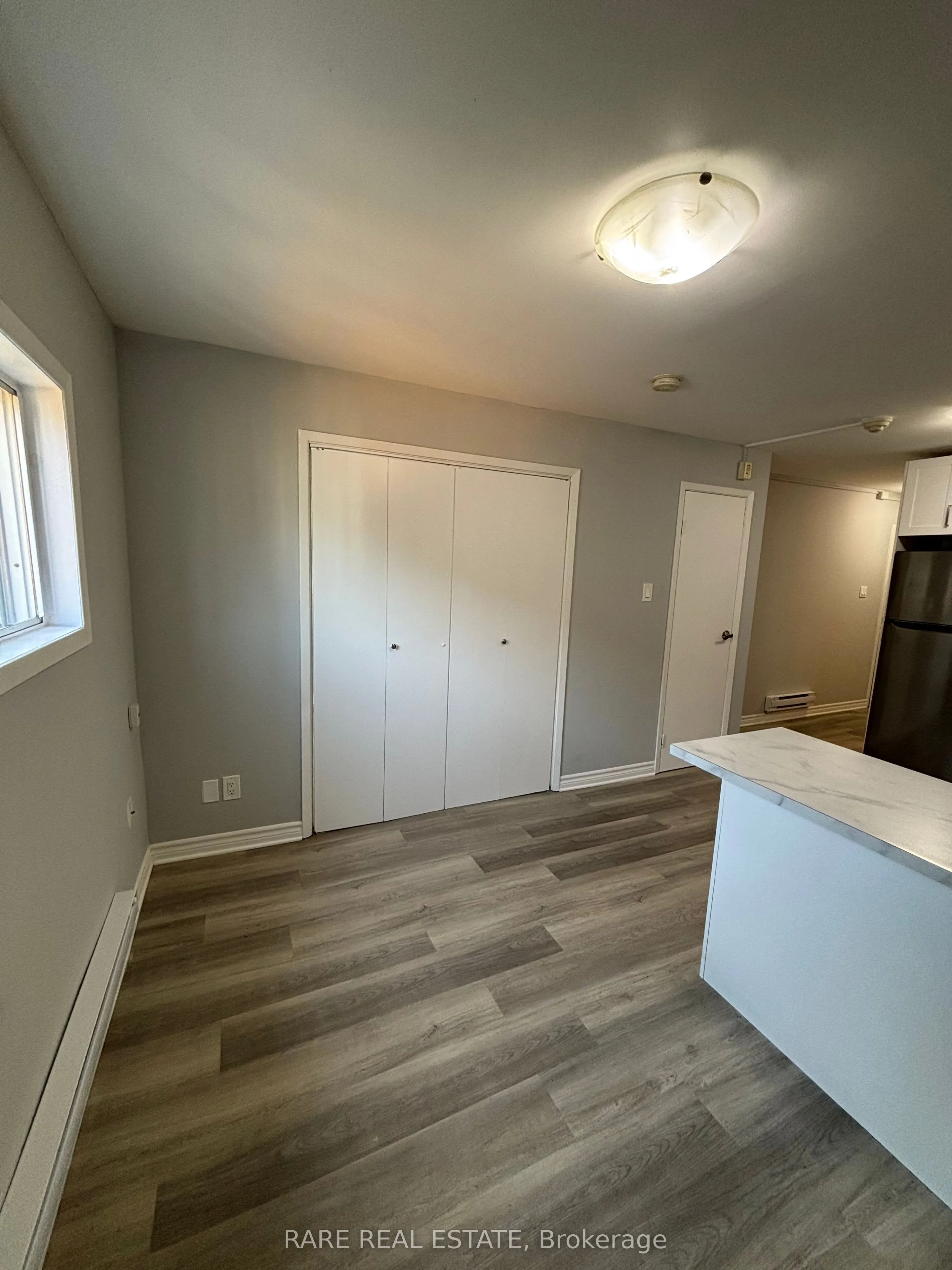 253 Augusta Avenue, #4