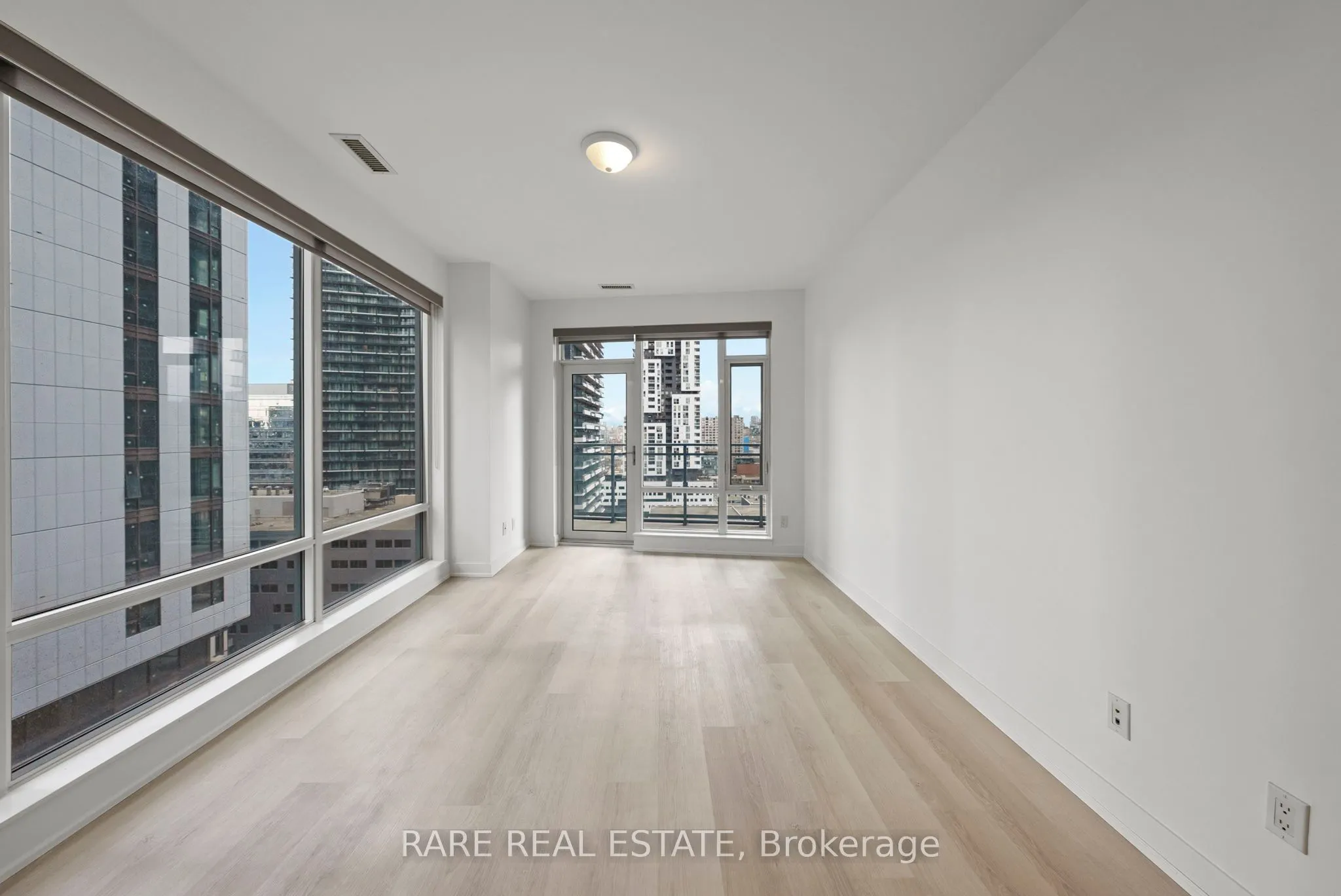21 Widmer Street, #1602