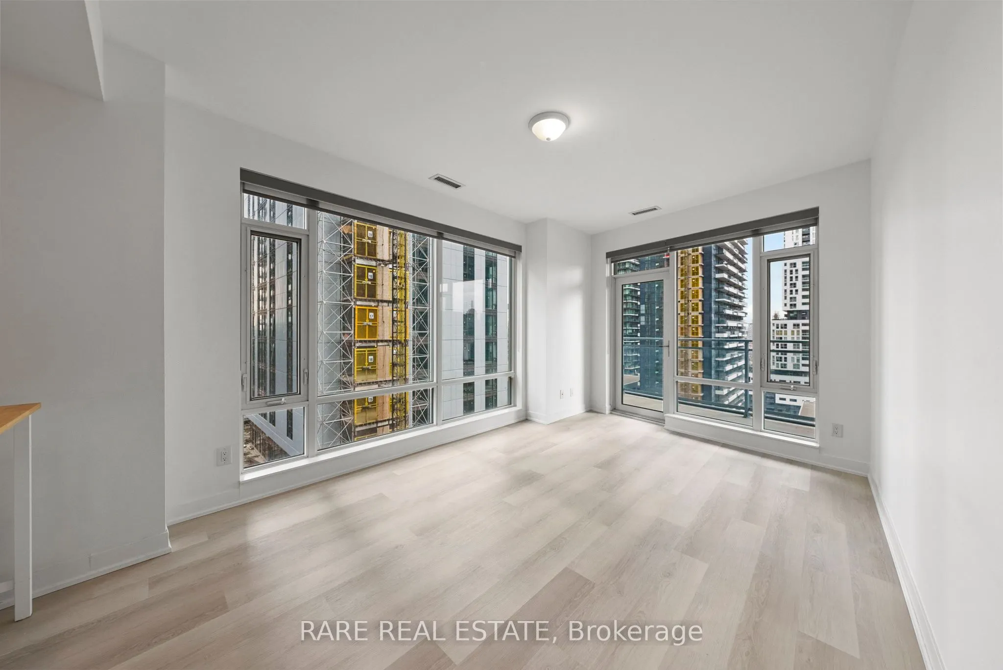 21 Widmer Street, #1602