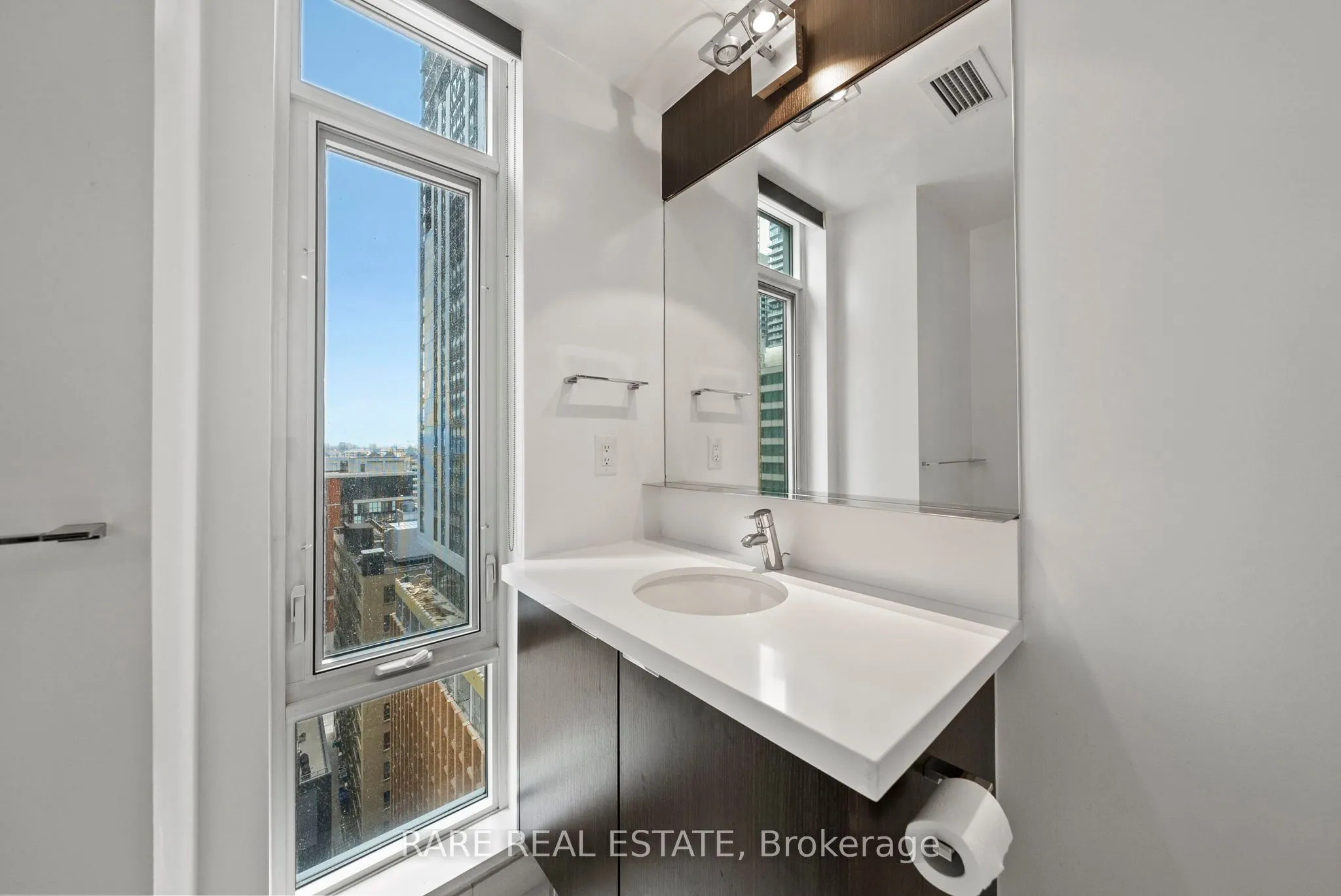 21 Widmer Street, #1602