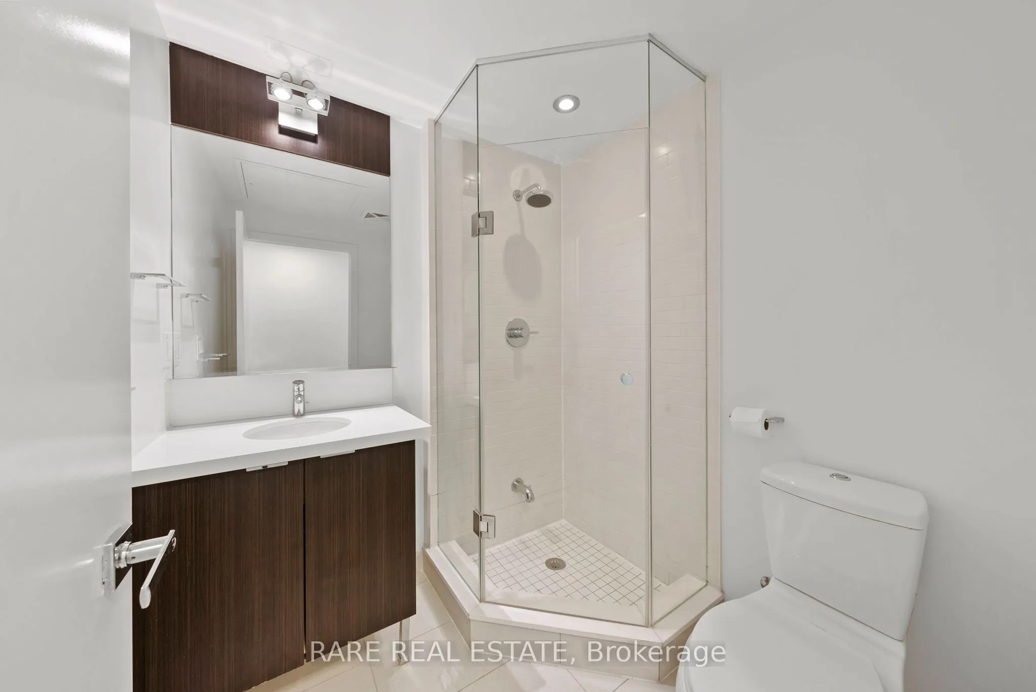 21 Widmer Street, #1602