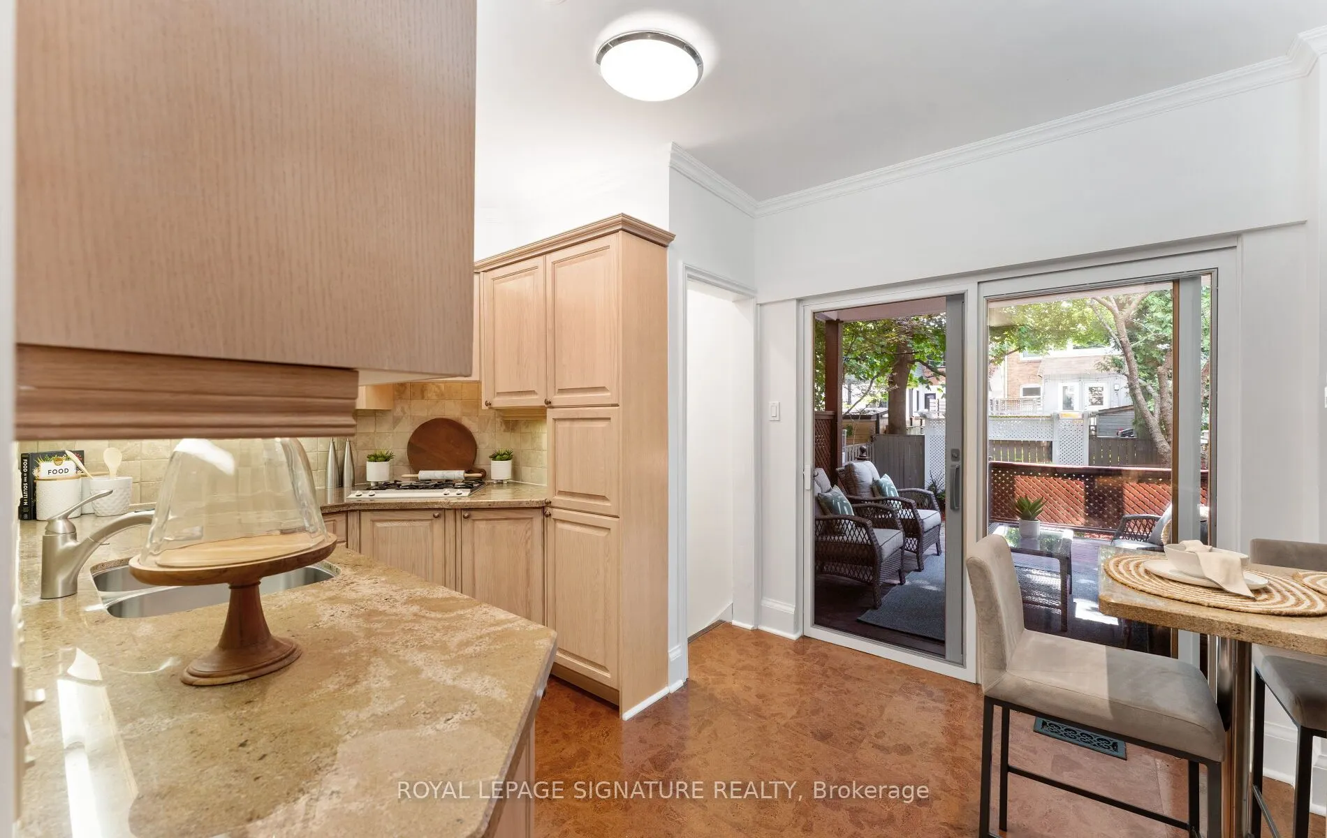 45 Hillsdale Avenue W