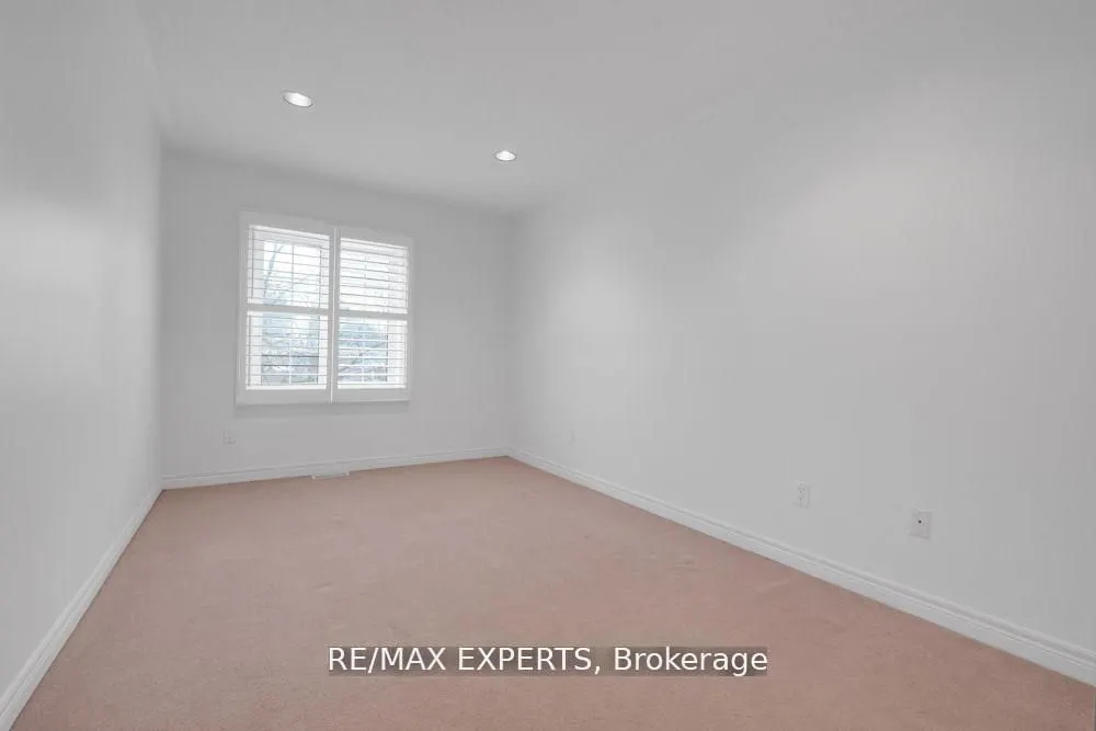 3348 Bayview Avenue, #M