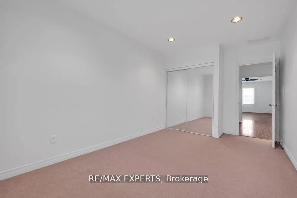 3348 Bayview Avenue, #M