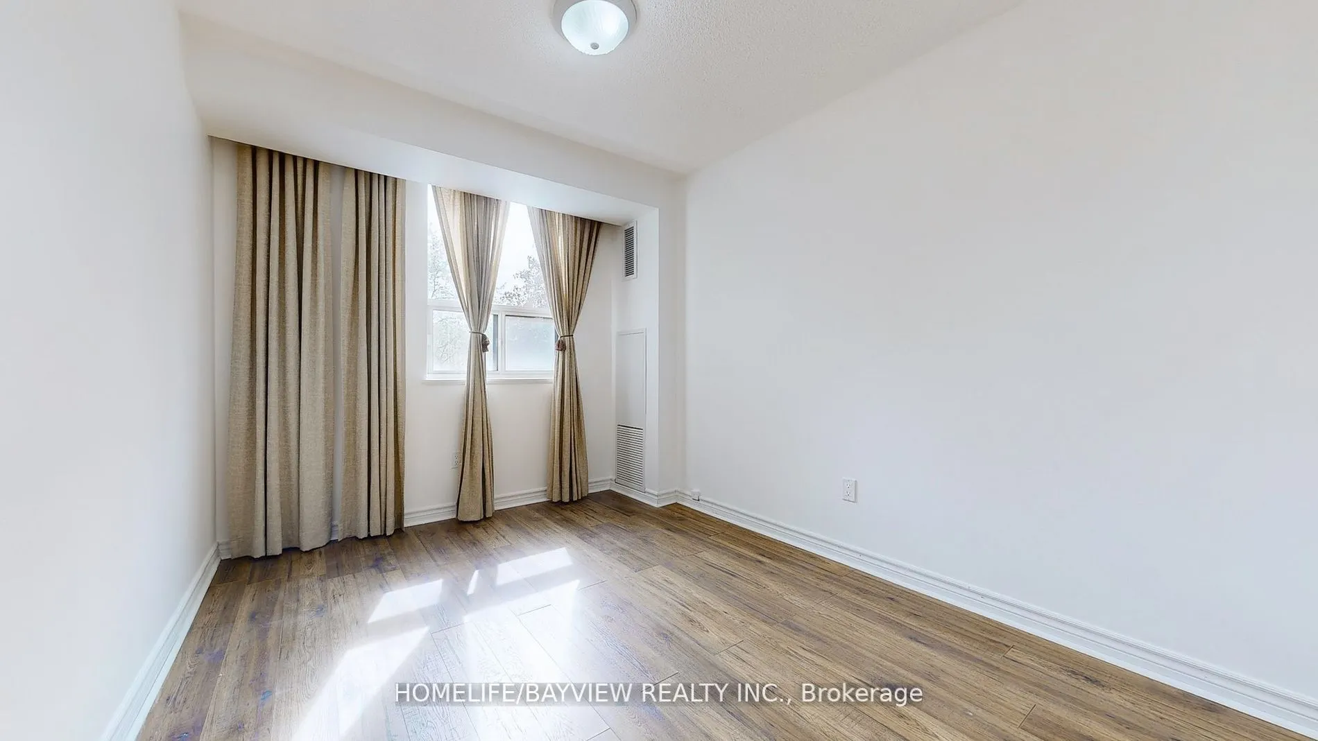 5 Old Sheppard Avenue, #301