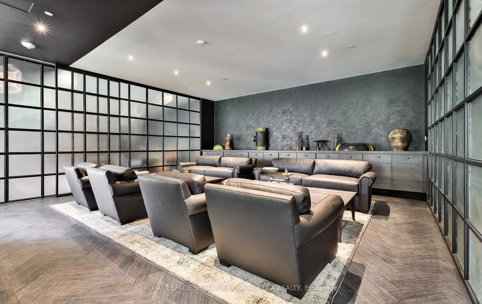 505 Richmond Street W, #415