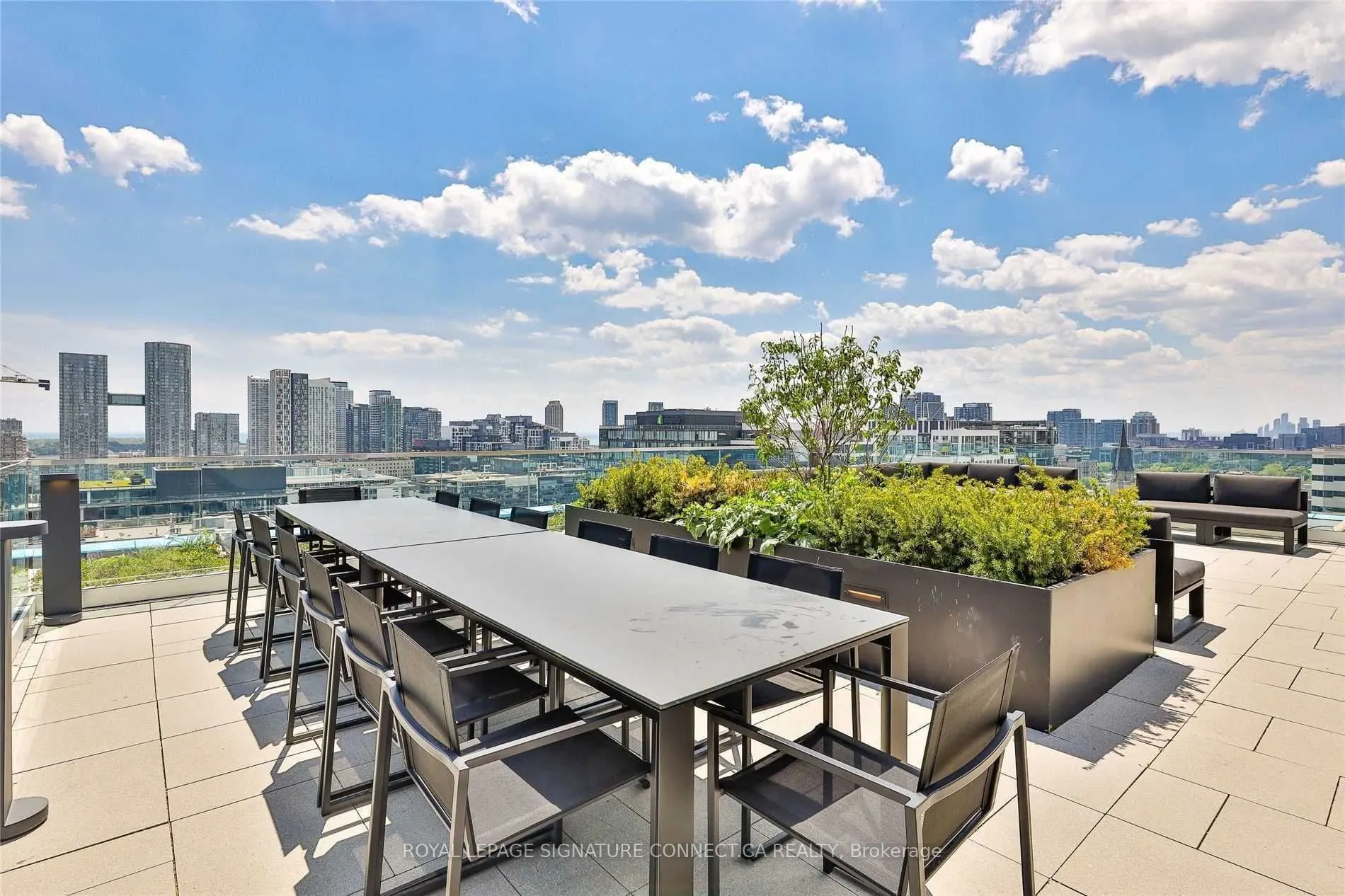 505 Richmond Street W, #415