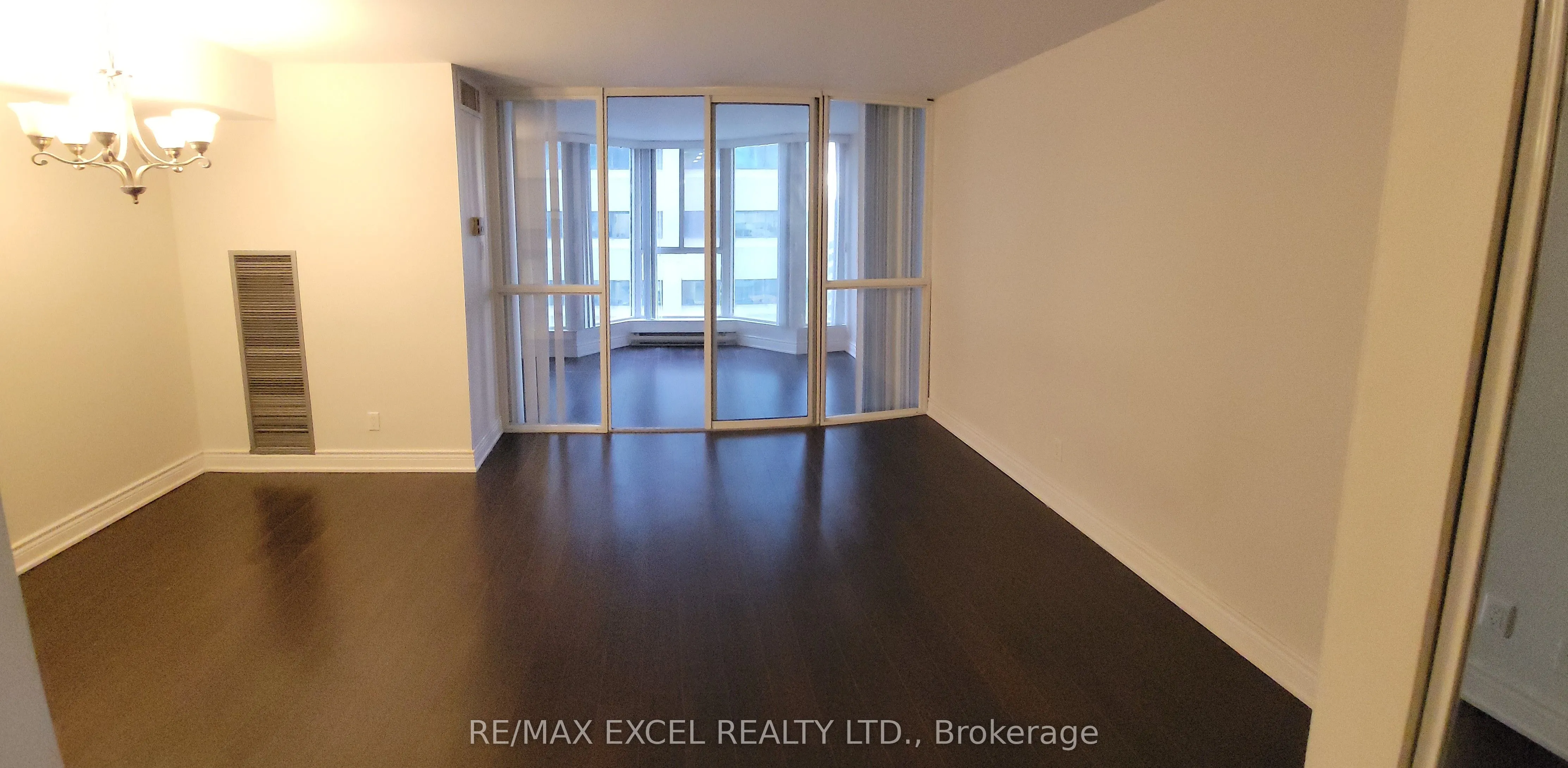 55 Centre Avenue, #2105
